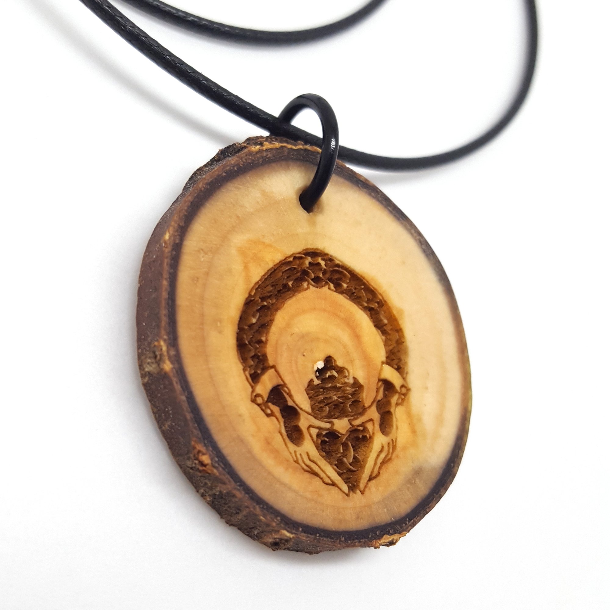 claddagh necklace 2.jpg
