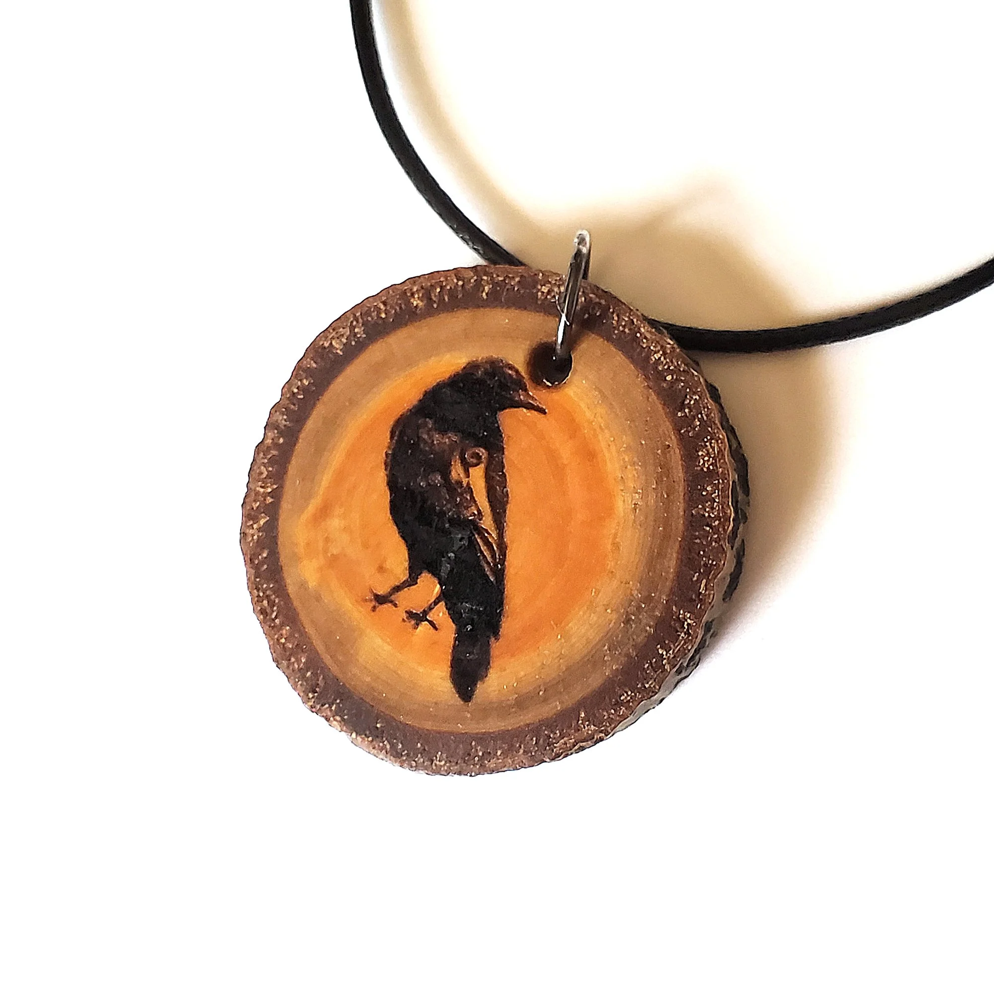 raven necklaec 1.jpg