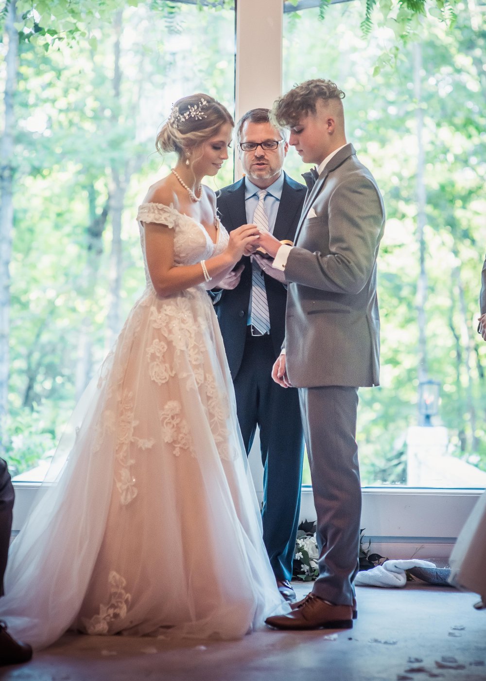 Lynn's Landing Photo Gallery — Lynn's Landing