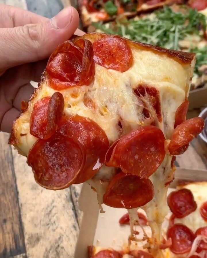Looking to satisfy your pizza craving? 🍕 Come visit us today at #rodeo39pm and enjoy DEEP DISH PIZZA from @steelpanpizza in our NEW EXPANDED OUTDOOR SEATING area. 🙌 Oh, and don&rsquo;t forget the beer, because what could be better than pizza &amp; 