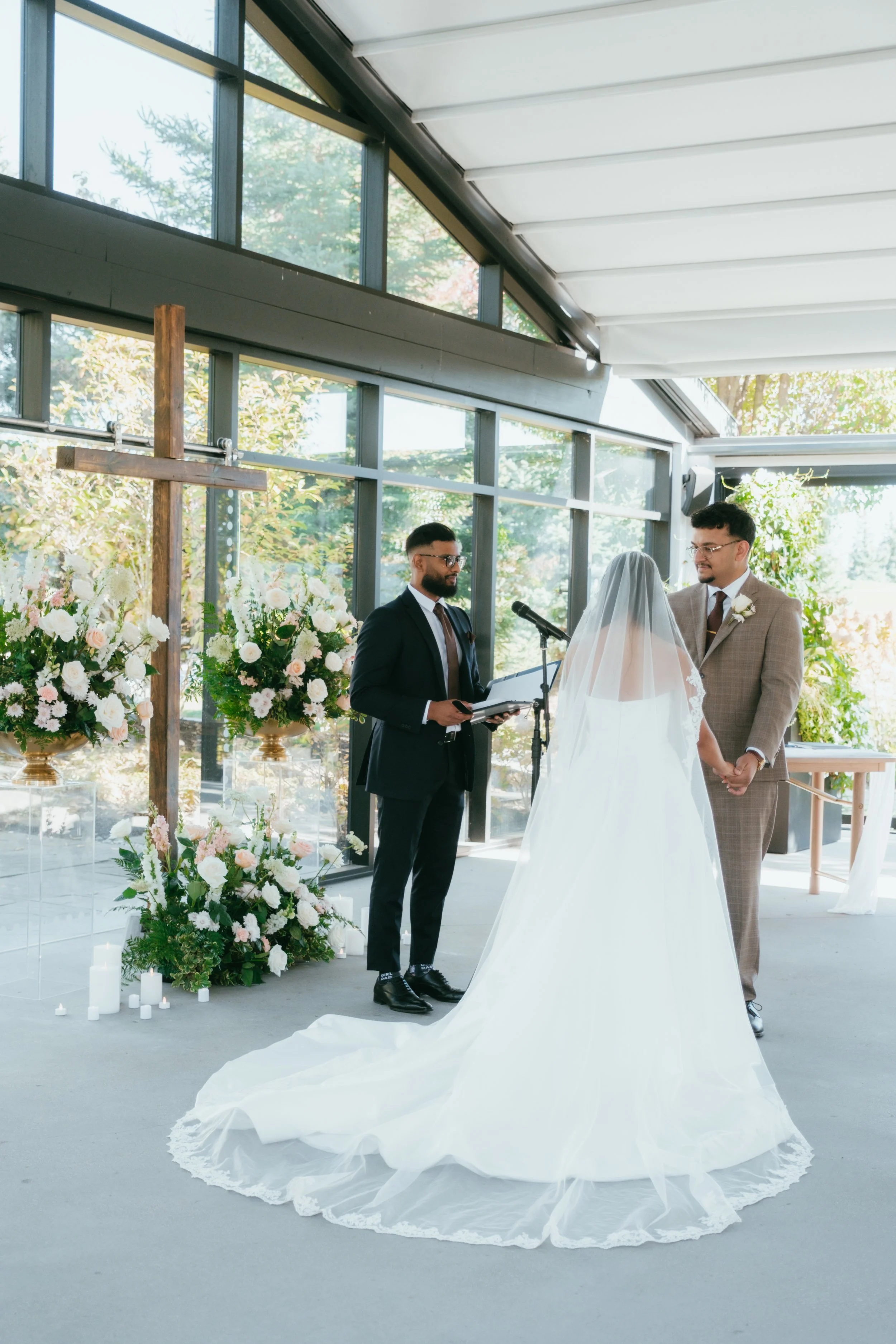 Angela & Chris Full Gallery No Grain-364.jpg