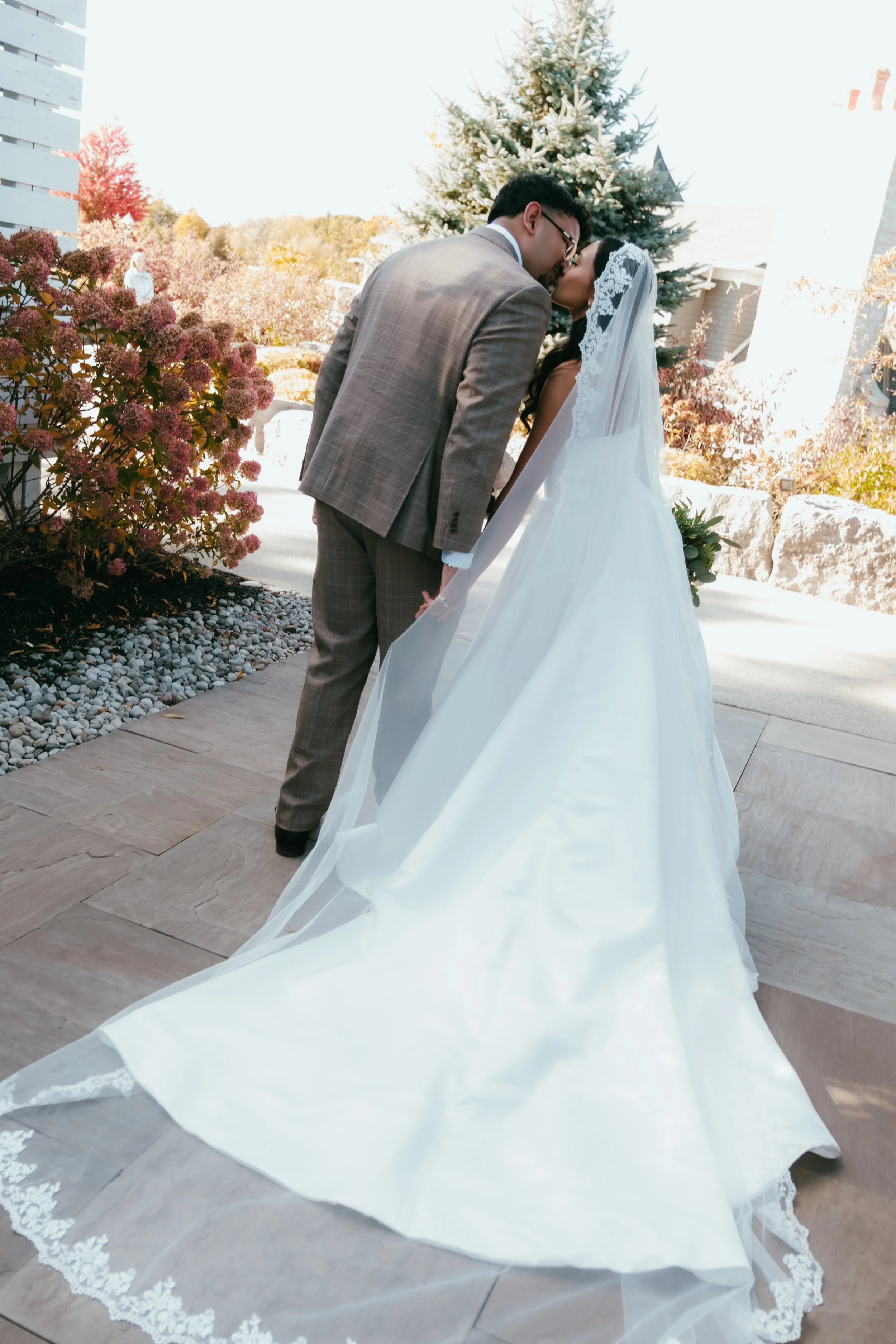 Angela & Chris Full Gallery No Grain-493.jpg