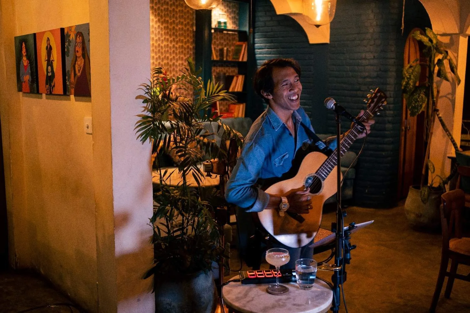 Live Music in Ubud: A Relaxed Dining Experience on Goutama Street