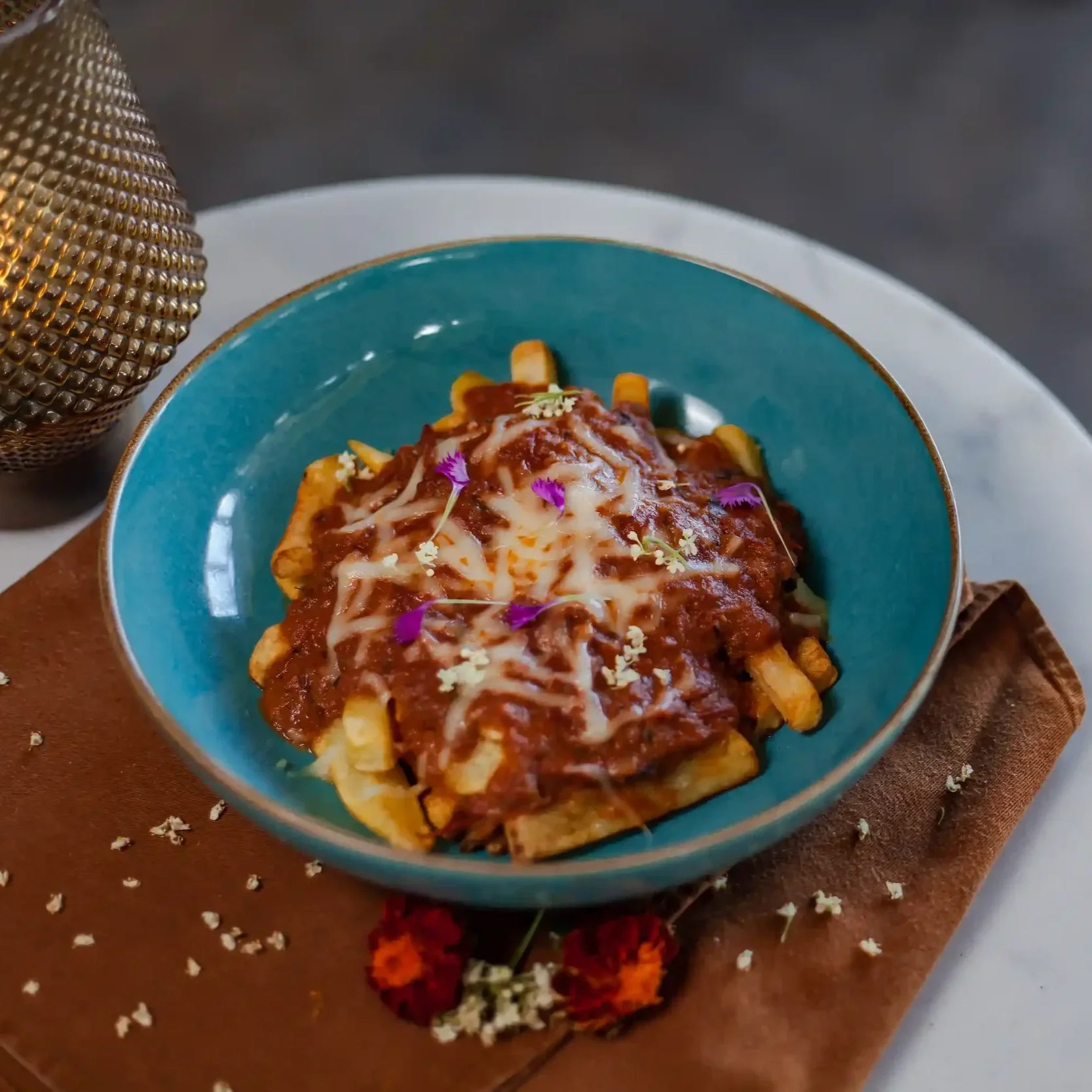CURRY CHEESE FRIES