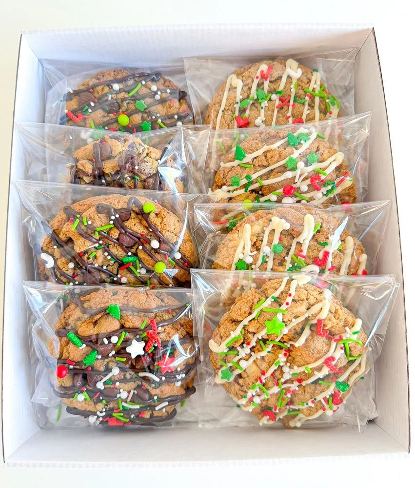 8-choc-chip-cookies-christmas.jpg