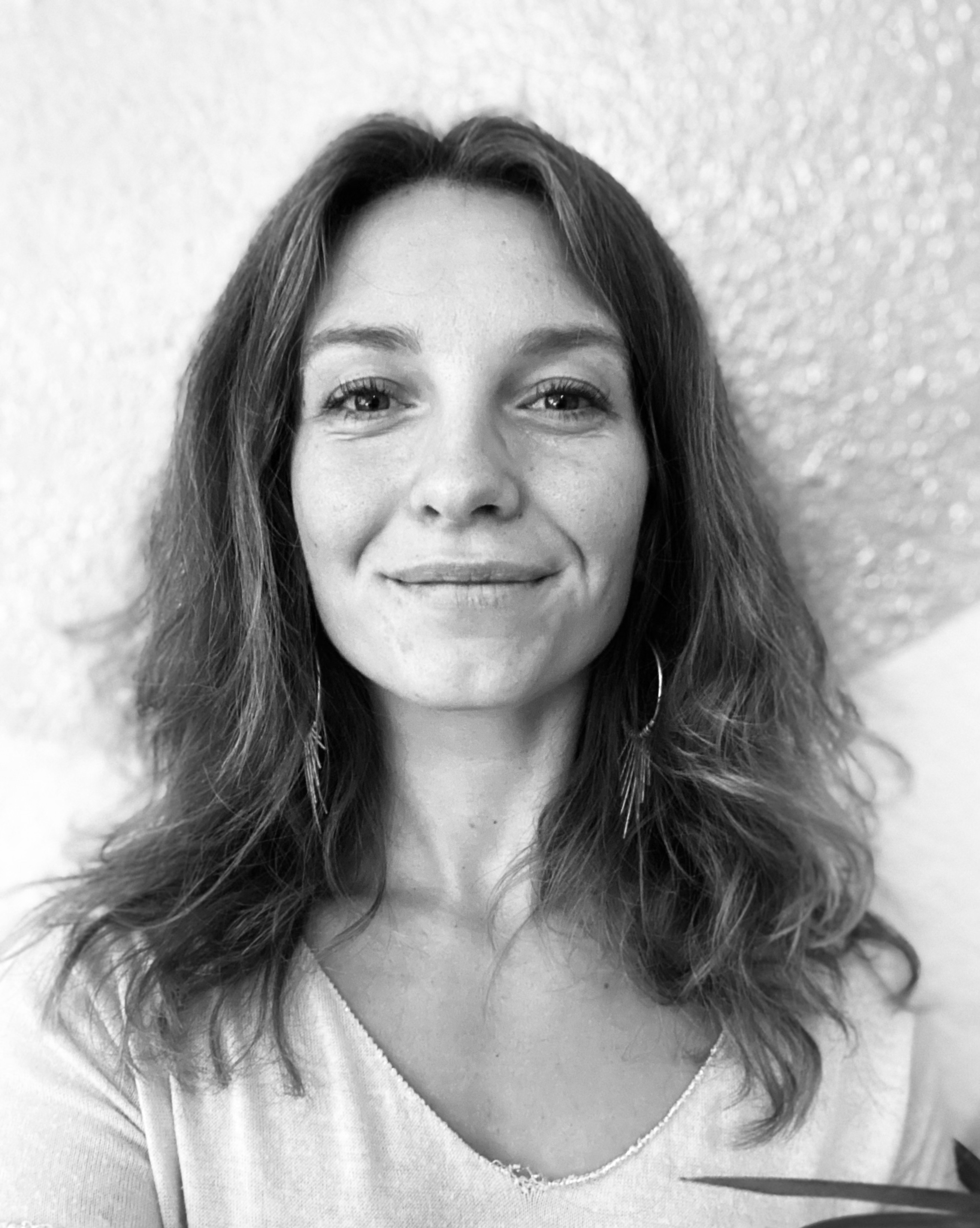  My mission is to create a space in which we may feel safe to fully express ourselves and spark curiosity as much as creativity and conquer unknown territories in awe.  I strongly believe in our potential to find balance, to love unconditionally and 