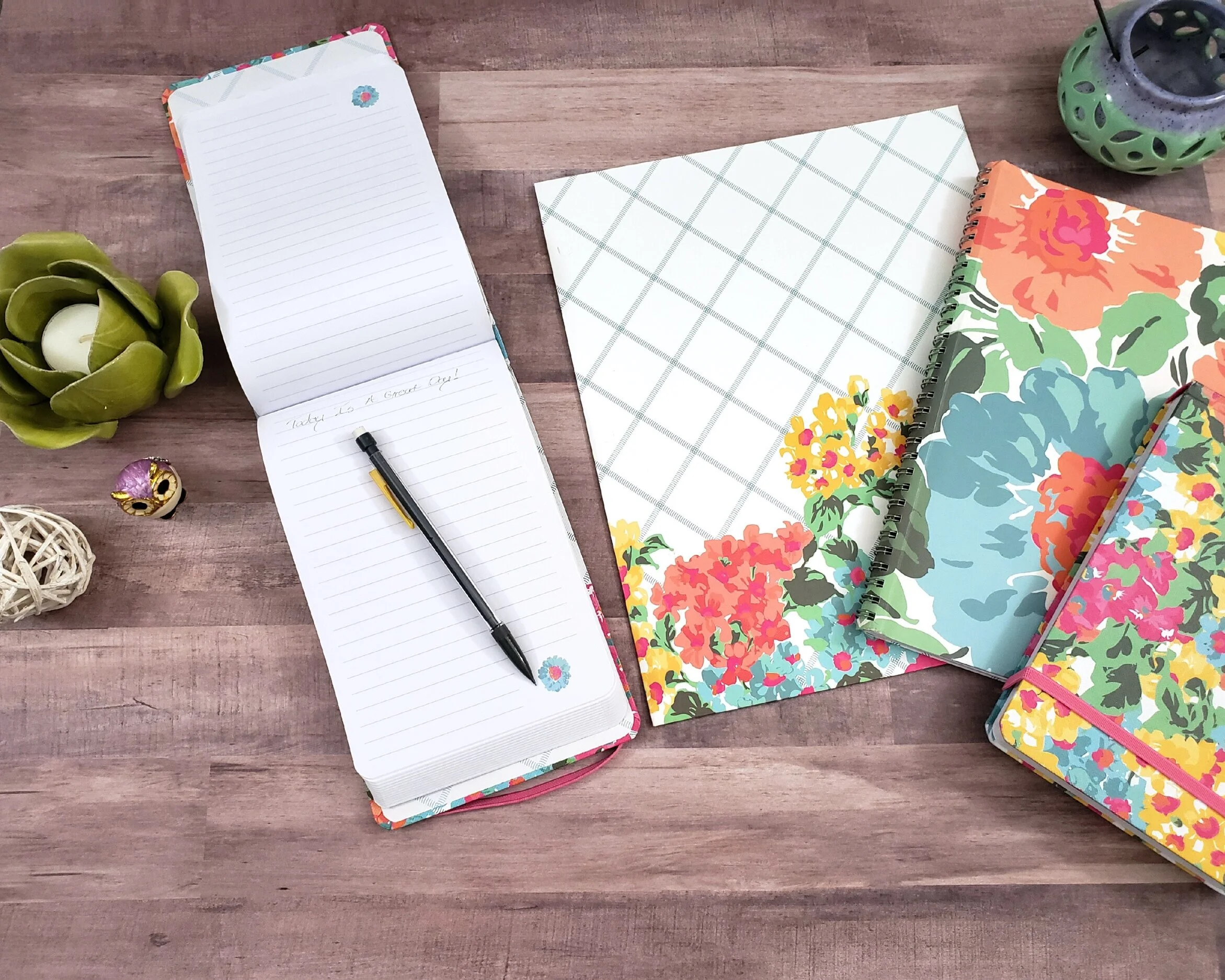 Pretty Picnic - Carolina Pad