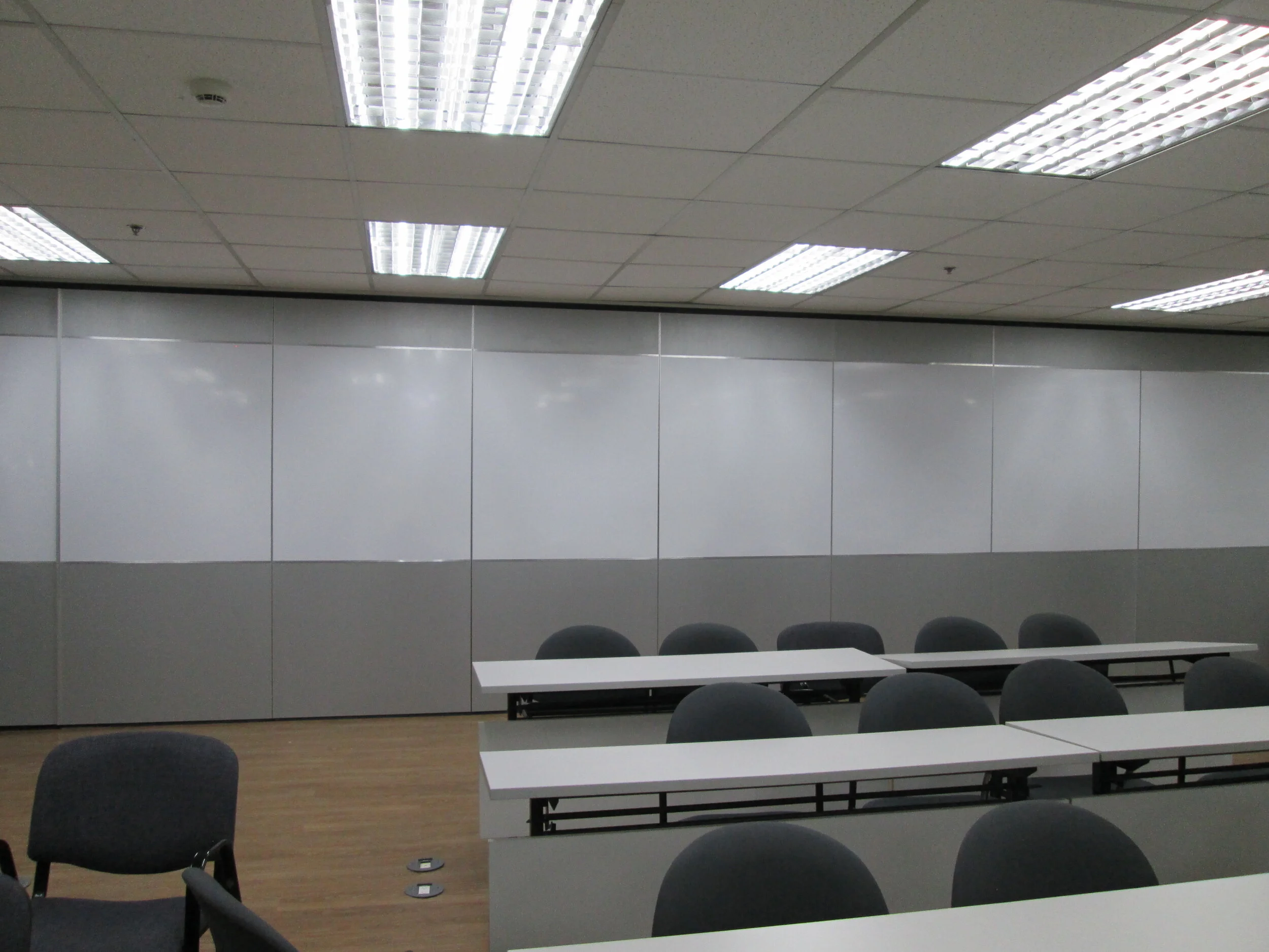 VARIWALL Screenmaster Operable Partitions — Varifold Architectural ...
