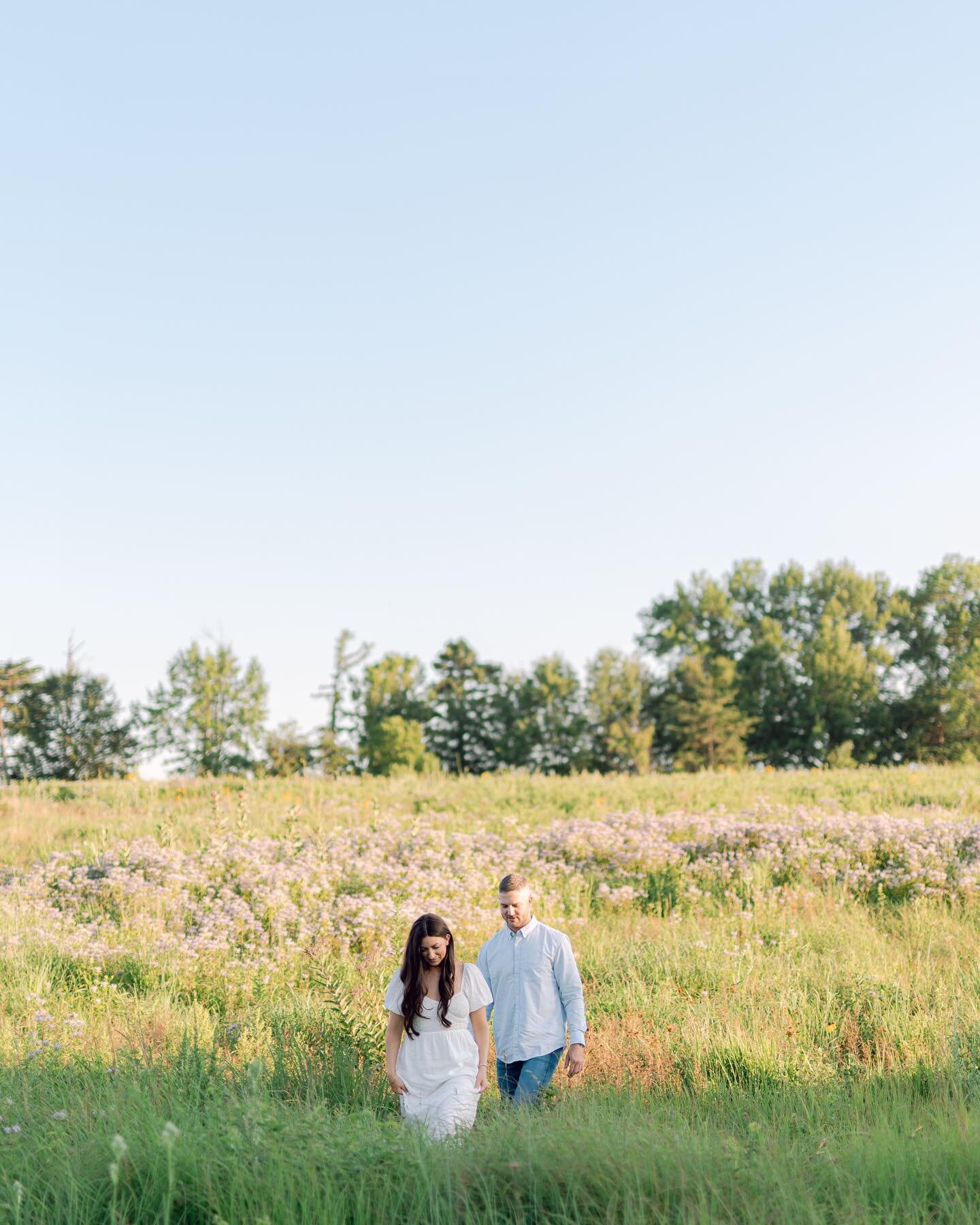 Using all 10 slides Instagram will give me to share these two 😍

You&rsquo;d never know we were picking ticks off us every 30 seconds 😬

#Illinoisphotographer #springfieldillinois #springfieldil #stlouis #stlphotographer #stlweddingphotographer #st