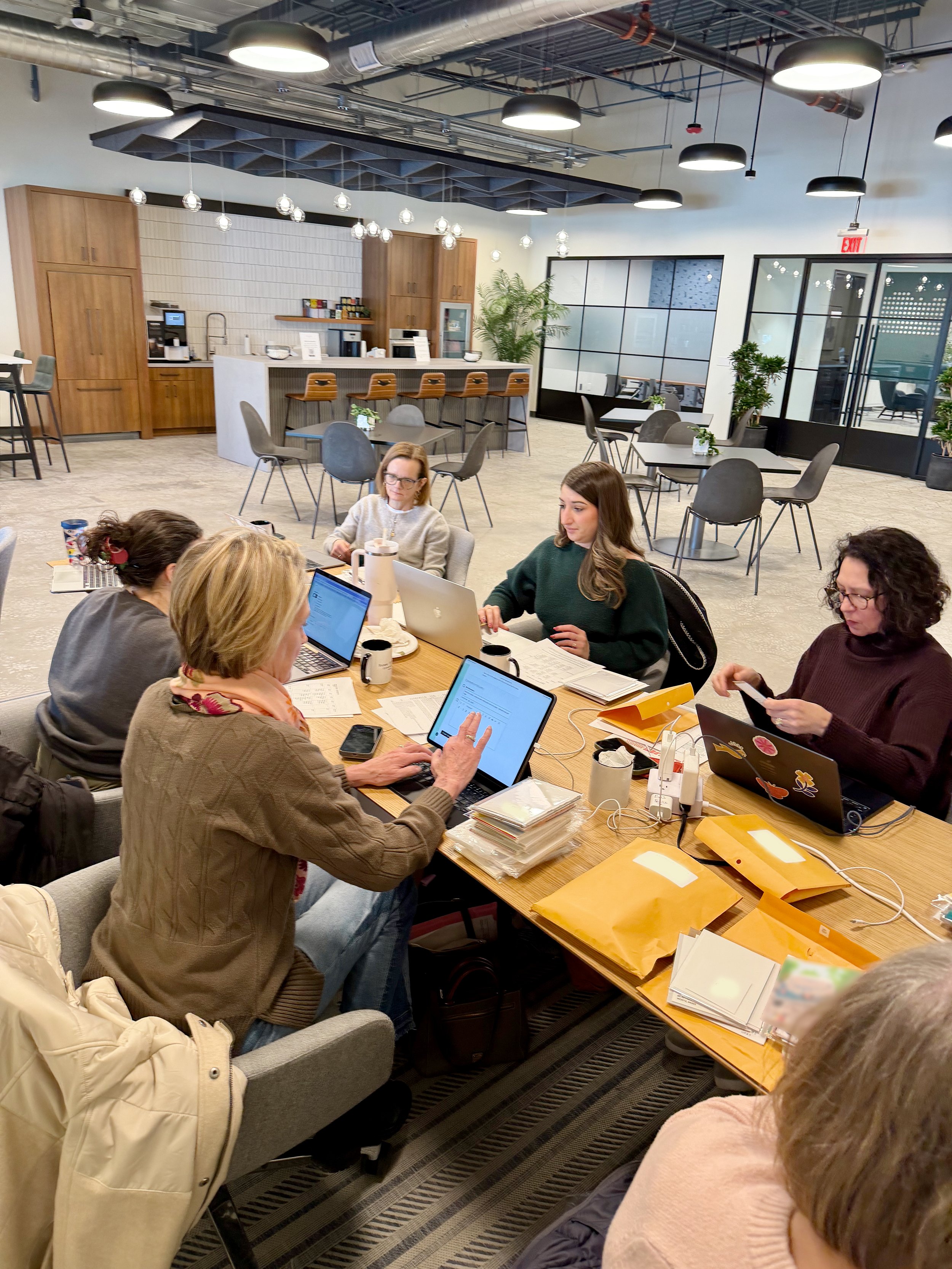 2026 Boston Louie Awards judging hub – Facilitated regional judging operations with publishers, retailers, and print partners.