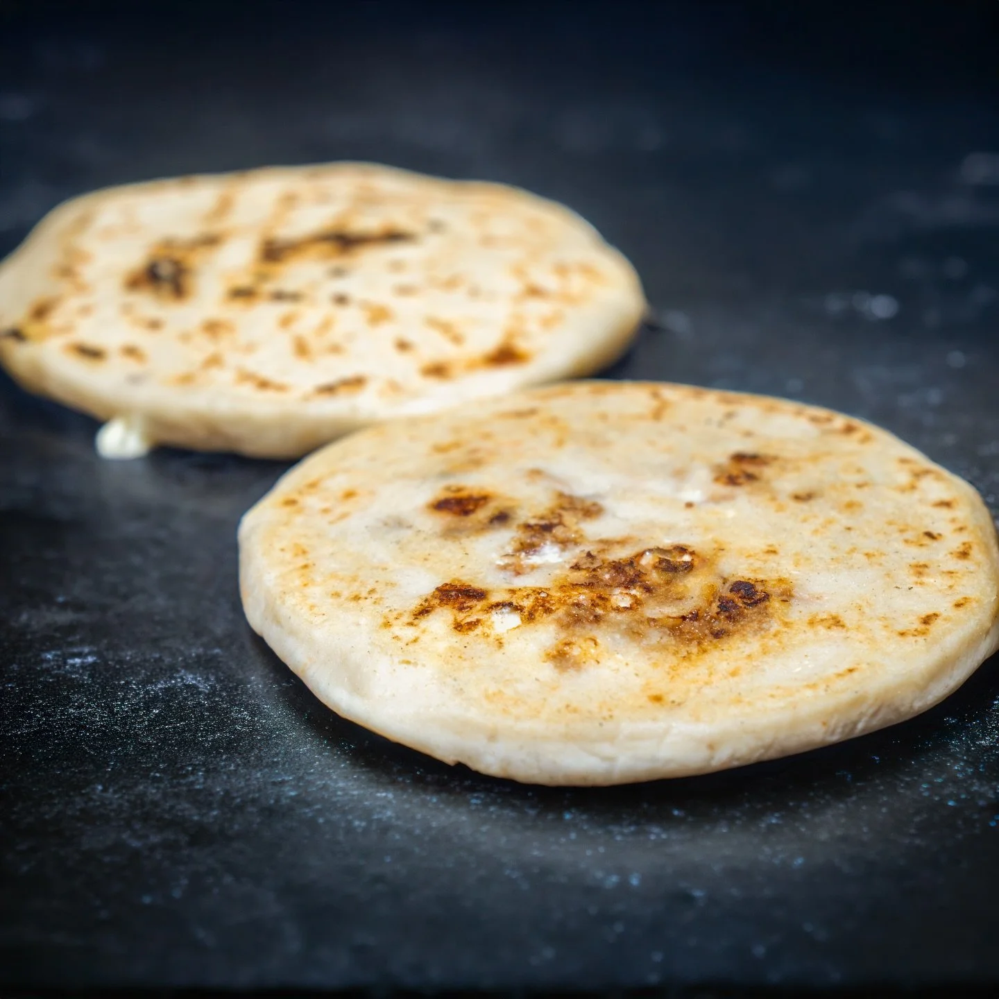 The ultimate flavour of El Salvador&hellip; right here on your plate 🇸🇻🔥

Handmade Salvadoran Pupusas; thick corn tortillas packed with savoury fillings, cooked fresh to perfection. 🫓 

This ain&rsquo;t just food&hellip; this tradition, this comf