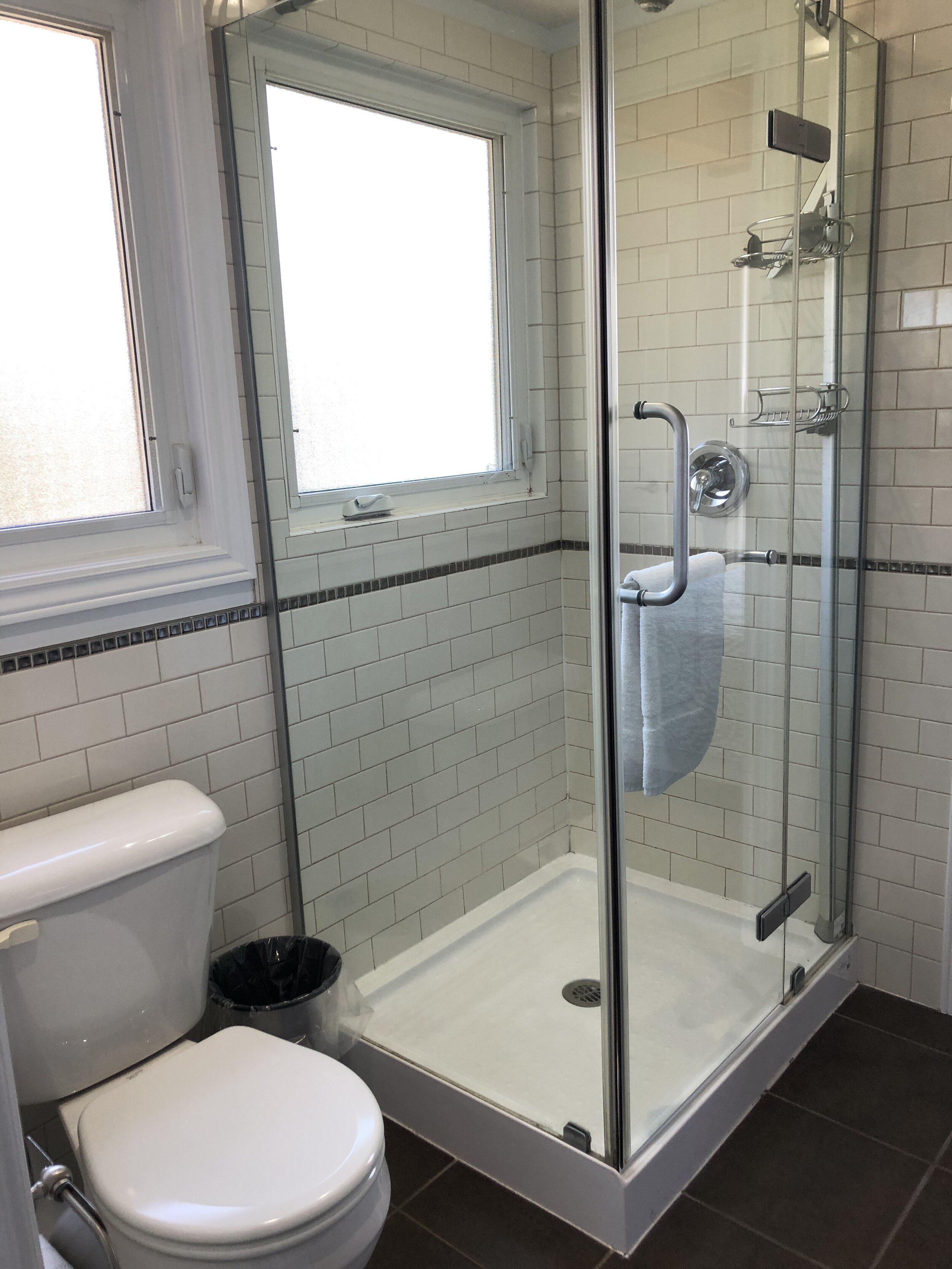 3 piece bathroom with walk-in shower