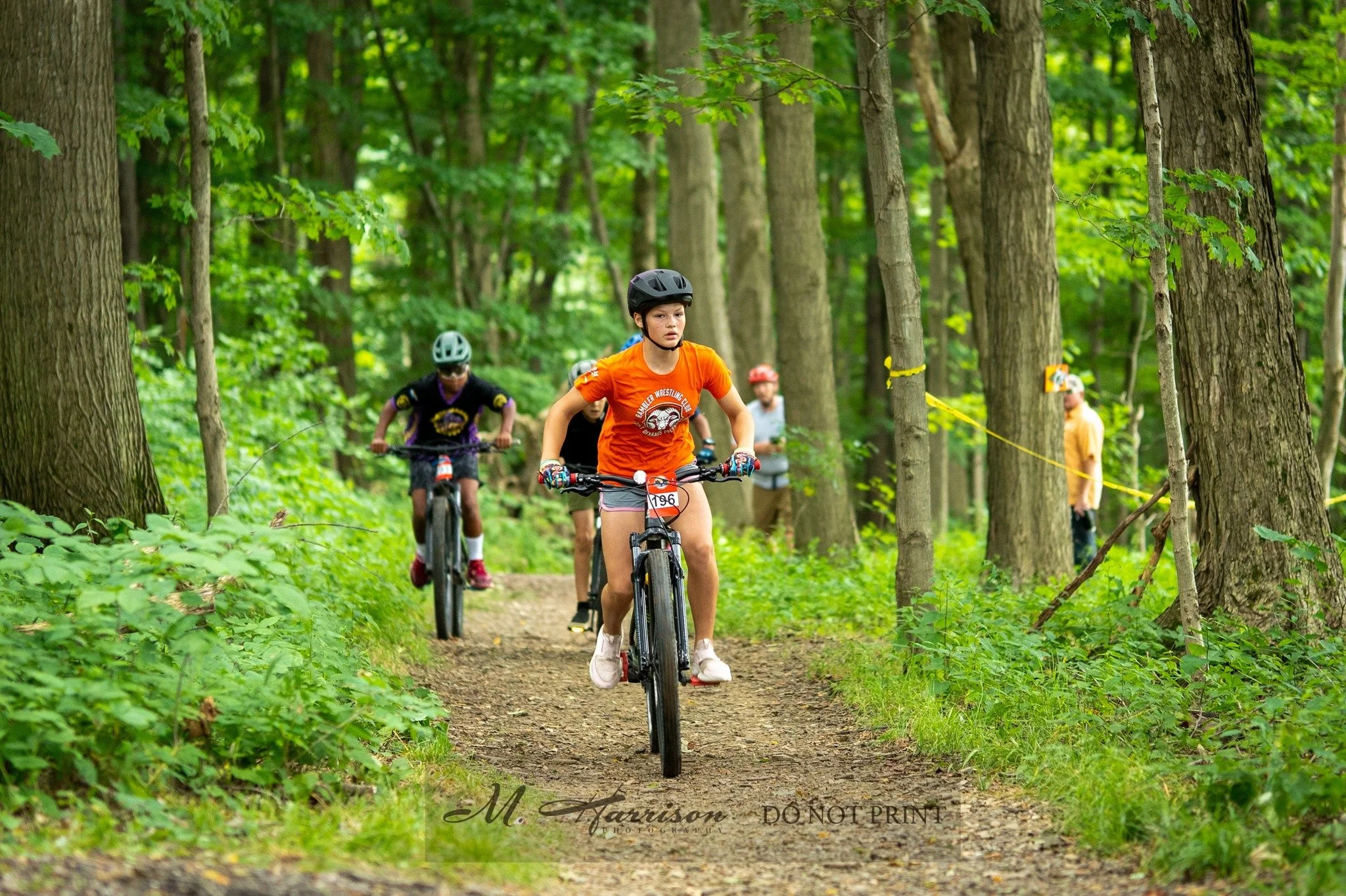 Trails at Six Mile hosted another fantastic Six Mile Creek Classic! So happy the rain held off...not sure why as I sat in a creek for two hours...
Here are my friends Bob Hunt and Ennifer Eileen! And the winner of the youth race, Miss R.!
#beginne