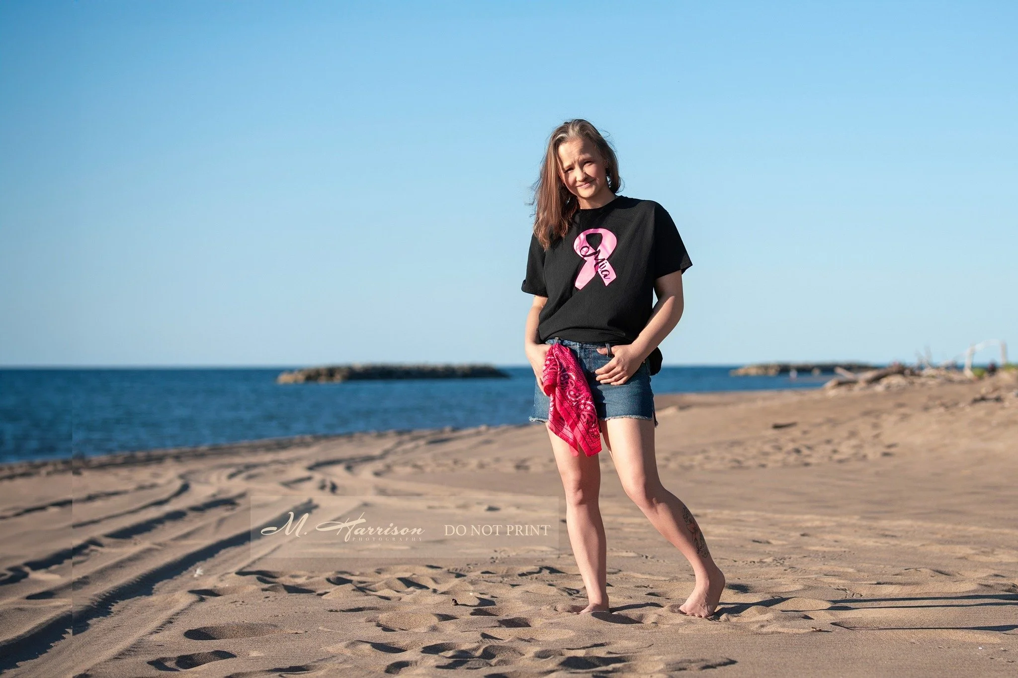 “You gain strength, courage, and confidence by every experience in which you really stop to look fear in the face.” —Eleanor Roosevelt
#breastcancerawareness #survivor #bca #breastcancersurvivor #pinkribbon #breastcancersupport #ho