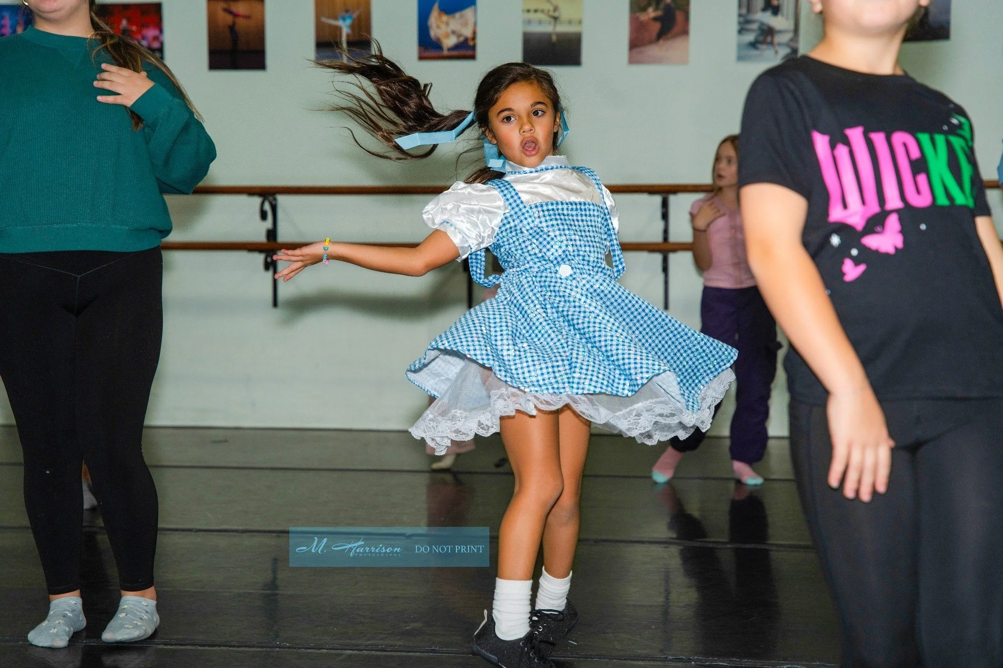 I'll just leave this right here.....

Anna Carmela Corella led the most wickedest class to learn choreo and lyrics to a Wicked song. Our sincerest gratitution to her and Miss Patty! 

One of the younger members slaying as Galinda!