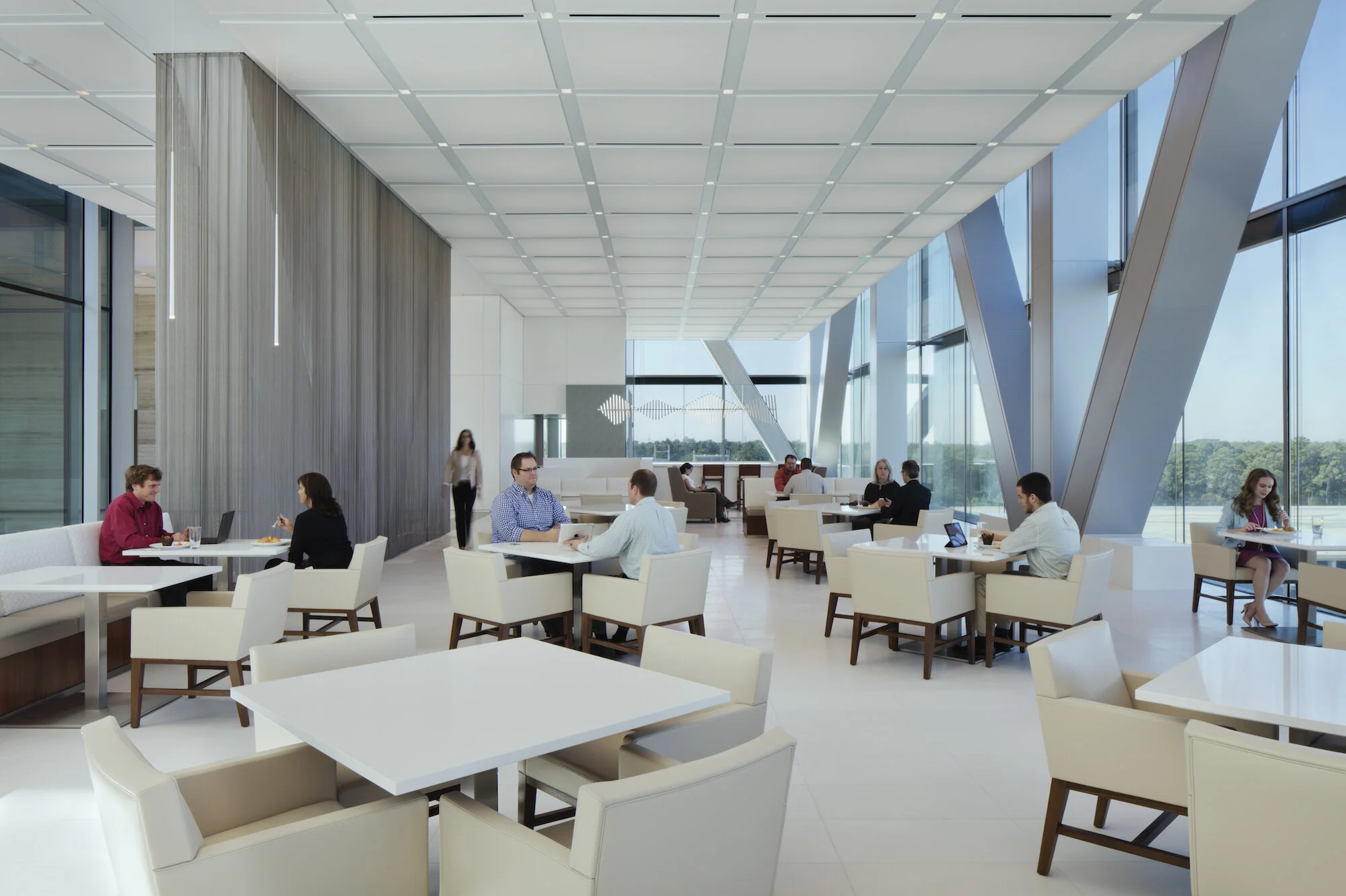 HIPHN_Exxon_EC Dining_Aker_150914.jpg