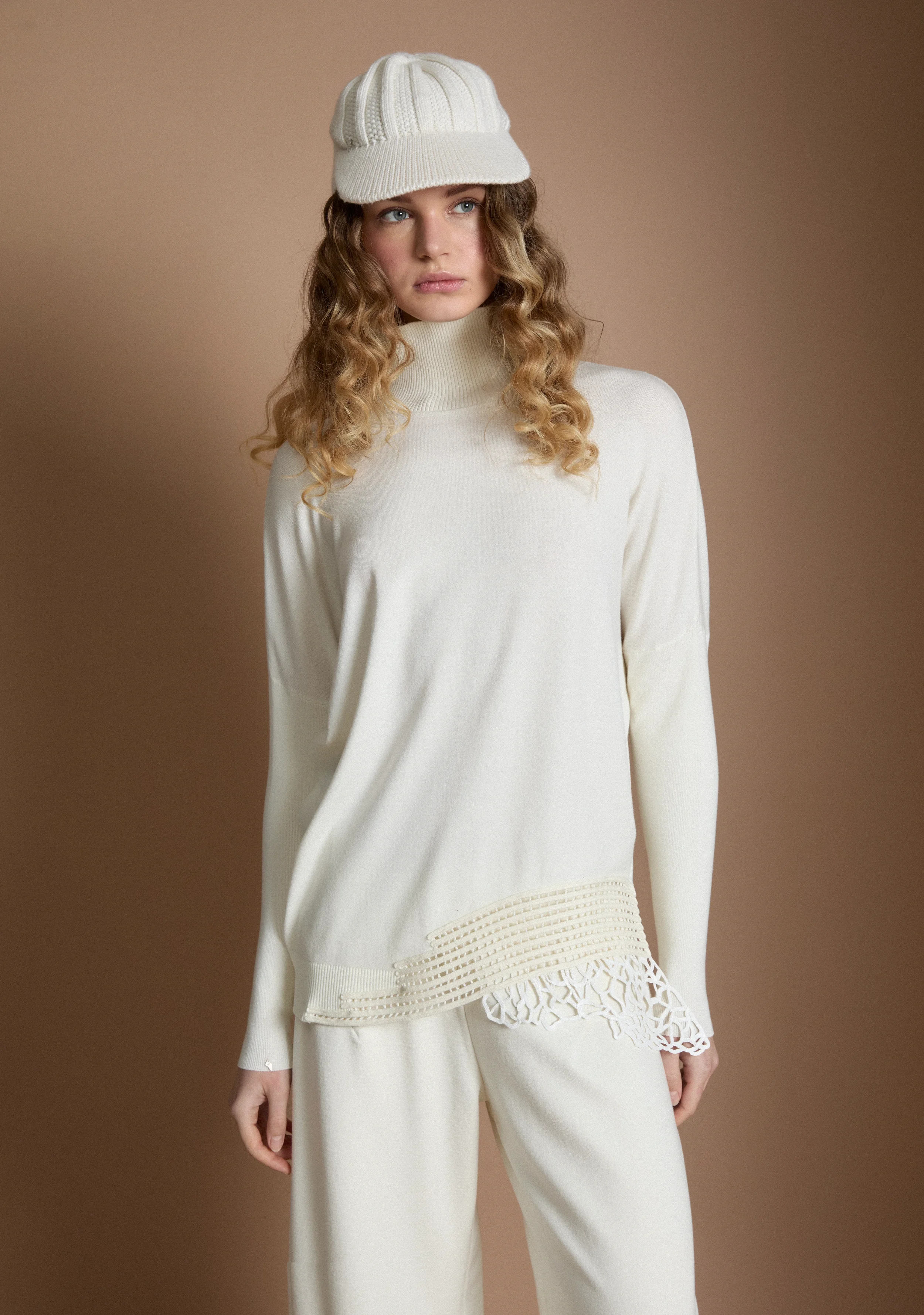 OBLIQUE foto lookbook alta da Pagina_013.webp