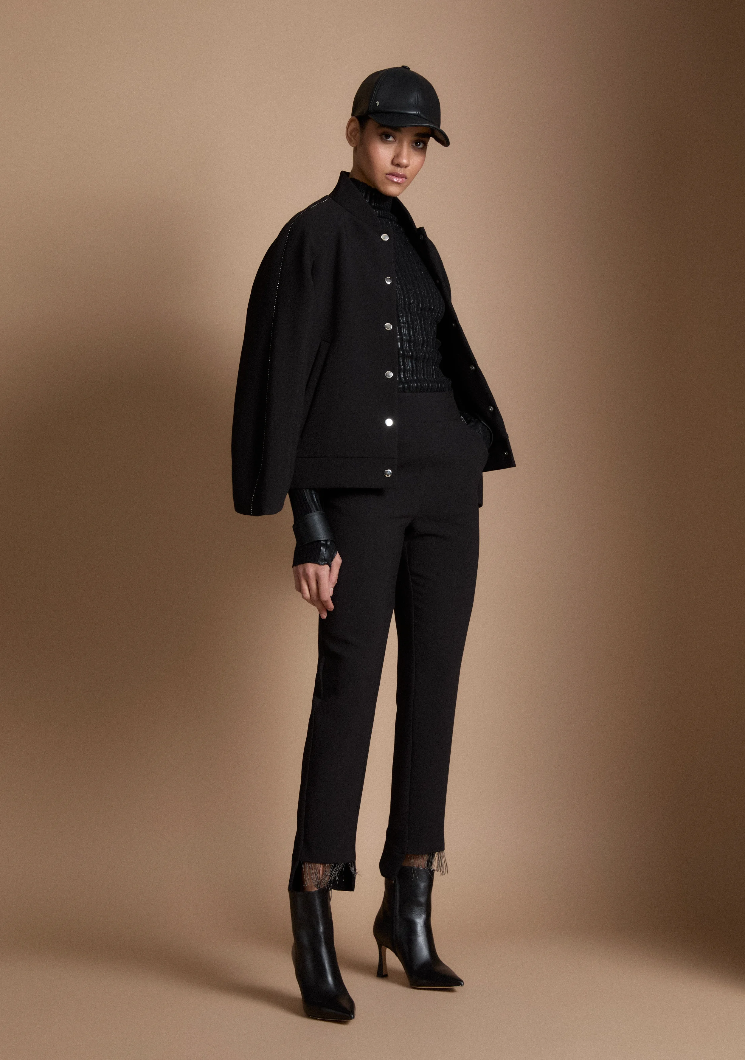 OBLIQUE foto lookbook alta da Pagina_006.webp
