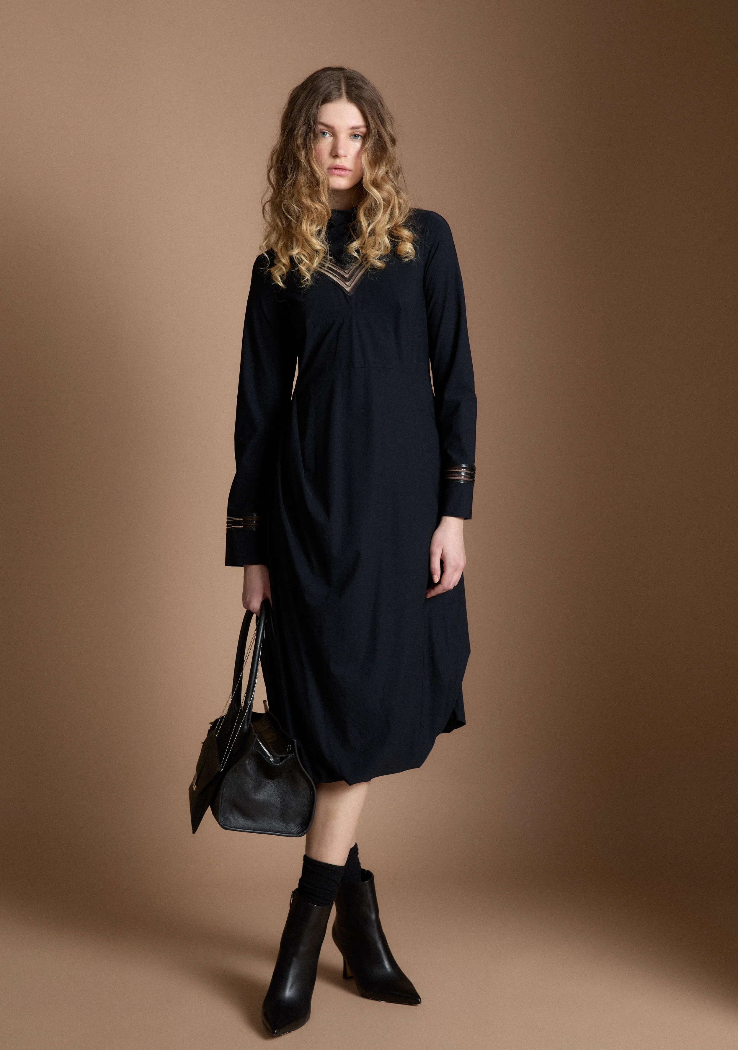 OBLIQUE foto lookbook alta da Pagina_094.webp