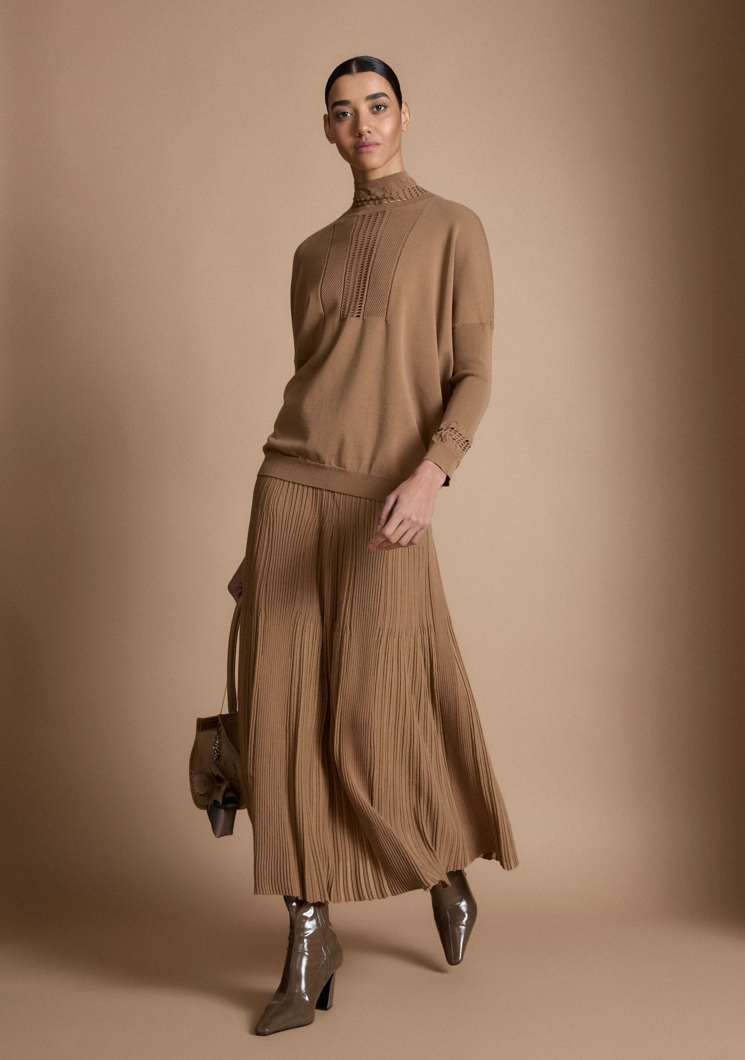 OBLIQUE foto lookbook alta da Pagina_044.webp