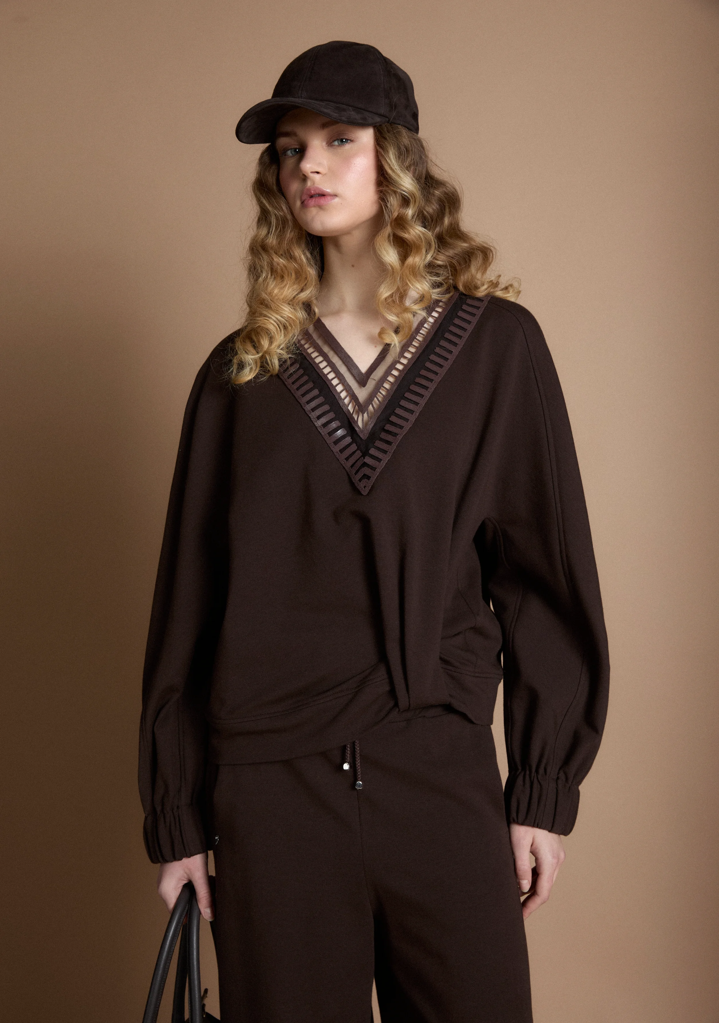 OBLIQUE foto lookbook alta da Pagina_063.webp