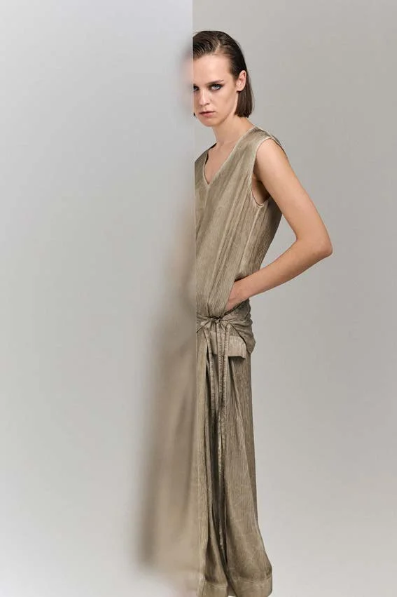 PAG - SPAZIALISMO - LOOK BOOK_Stránka_12_Obraz_0001.jpg