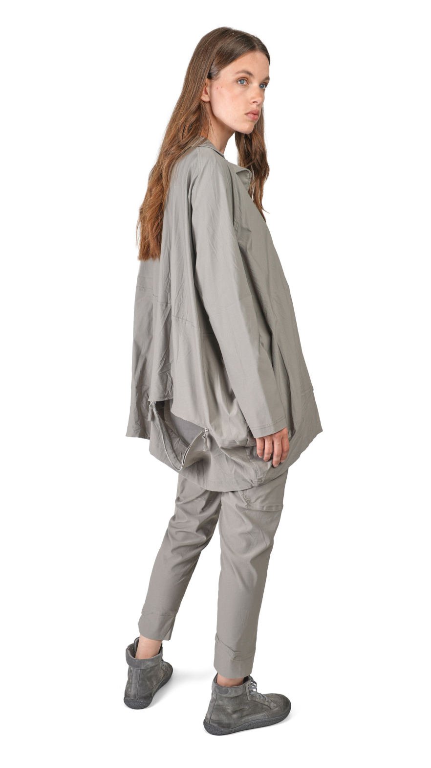 Lookbook Black Label SpringSummer2027_Stránka_30_Obraz_0001.jpg
