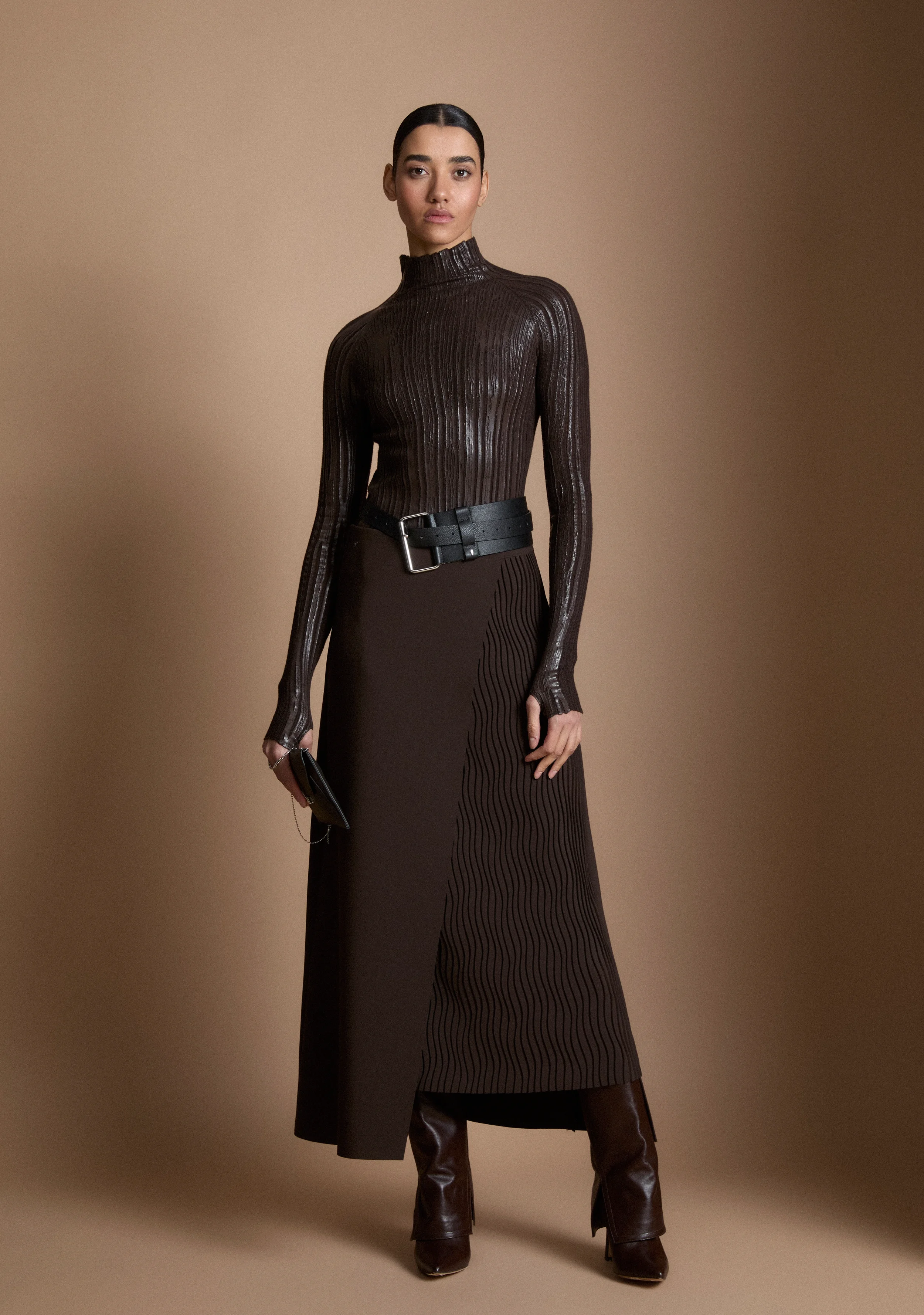 OBLIQUE foto lookbook alta da Pagina_078.webp