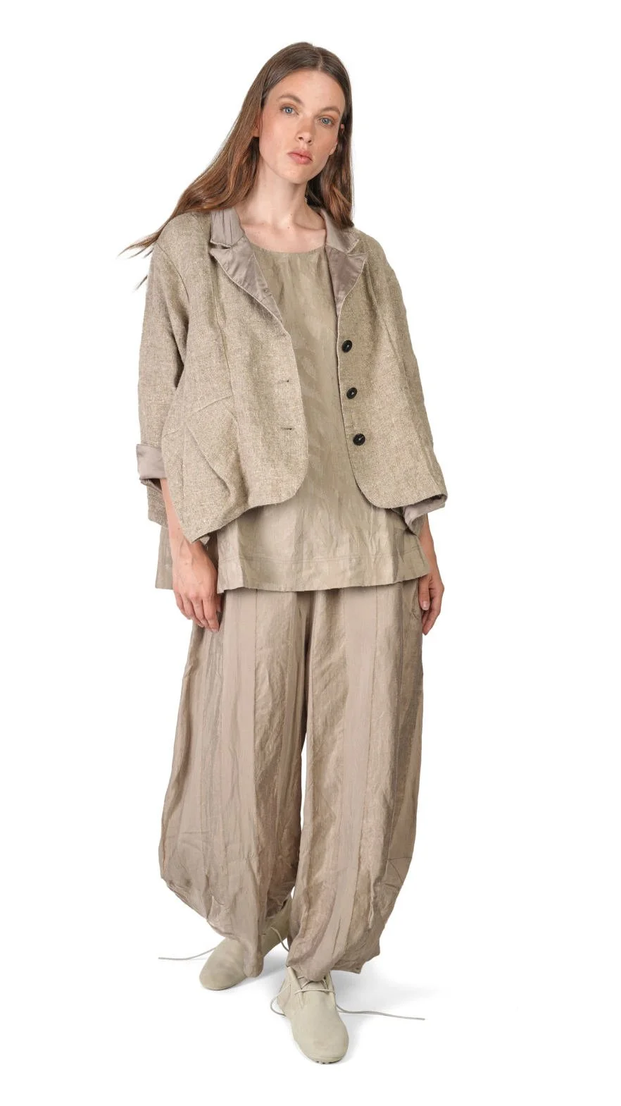 Lookbook Black Label SpringSummer2027_Stránka_41_Obraz_0001.jpg