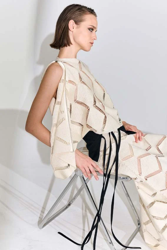 PAG - SPAZIALISMO - LOOK BOOK_Stránka_22_Obraz_0001.jpg