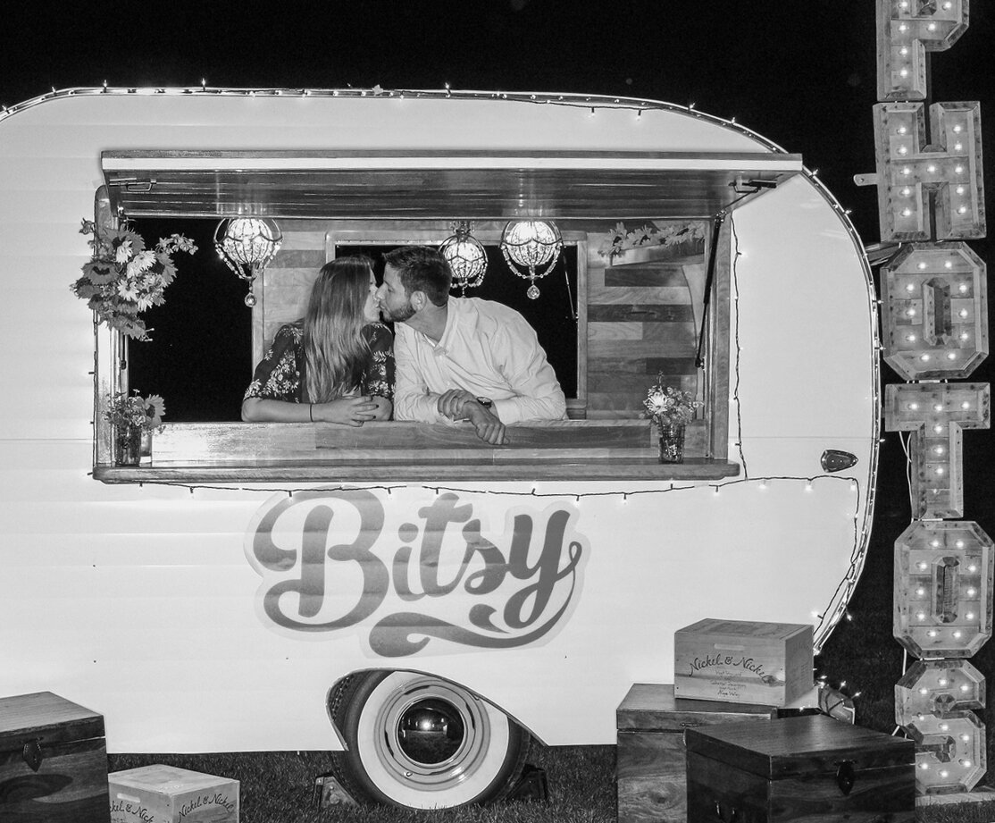 Boogie's-Wedding-Aspen-Photo-Booth-Rental-SocialLightPhoto-150-X3.jpg