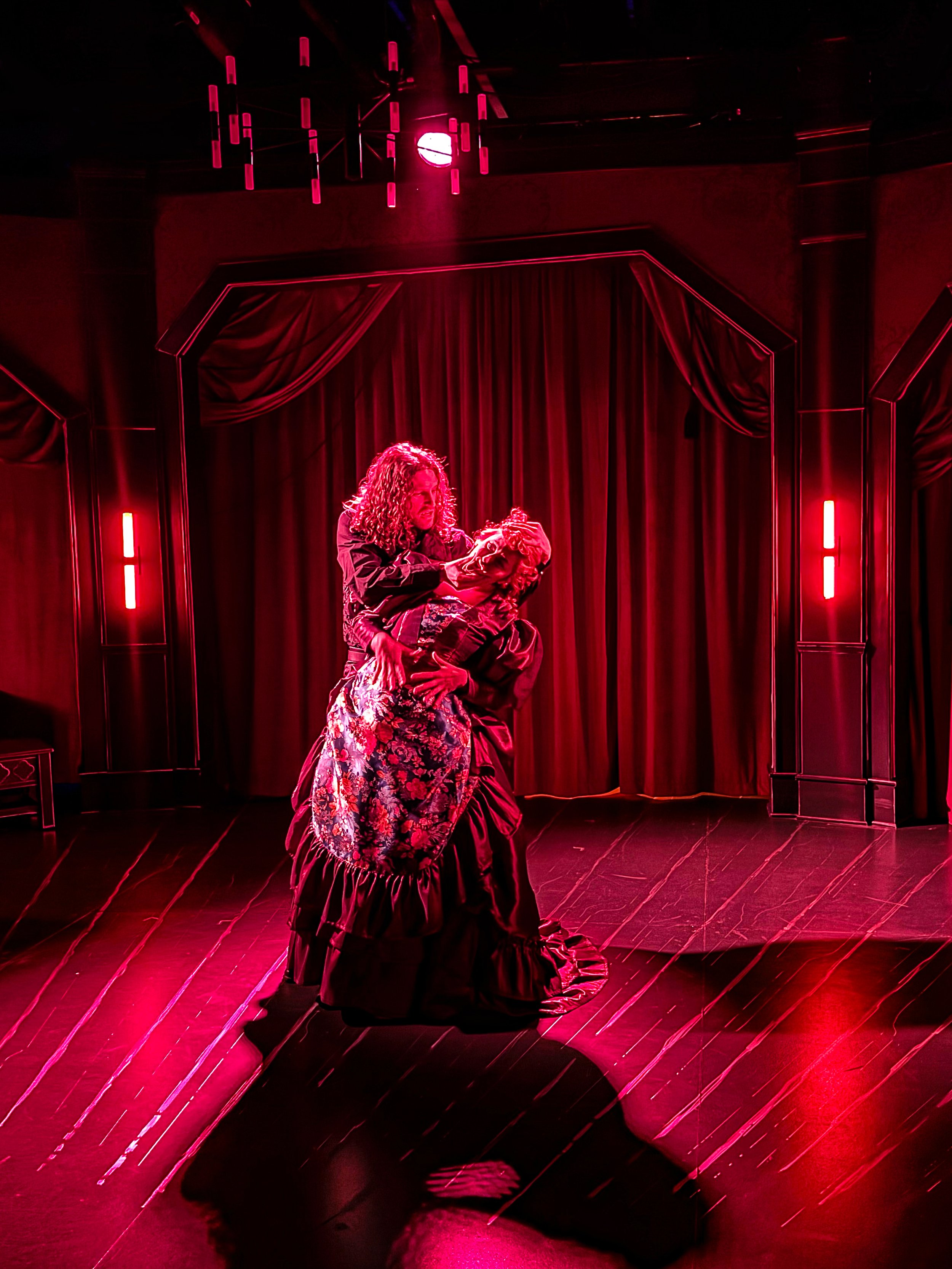 DRACULA: A COMEDY OF TERRORS