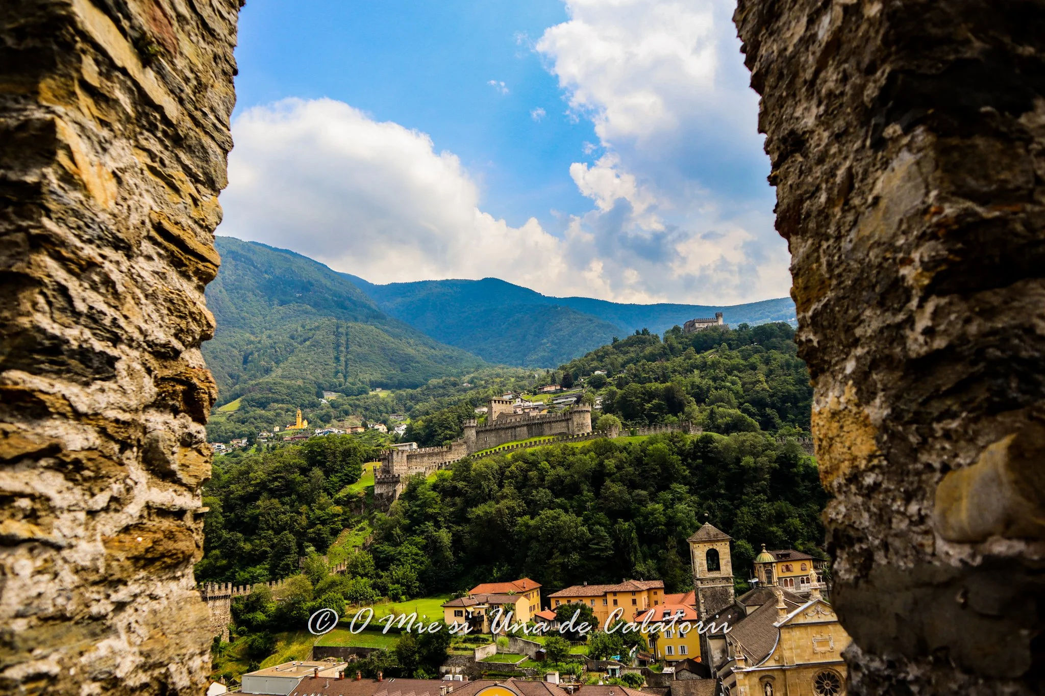 Elvetia | Bellinzona, orasul celor 3 castele. Cum ajungi din Lugano in 20 de minute, dar si din Como (Italia) intr-o ora.