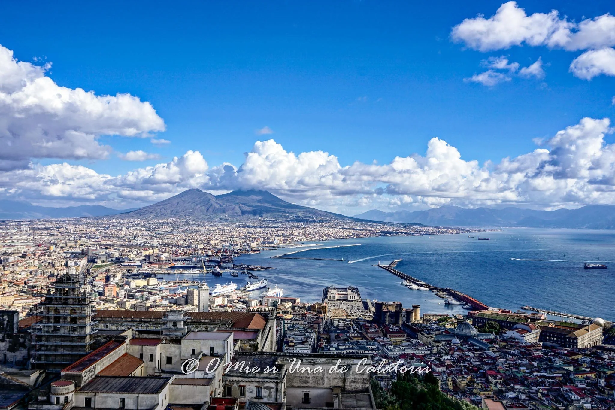 Italia | Ghid de calatorie Napoli. Cu ce ajungi din Napoli pe Coasta Amalfi