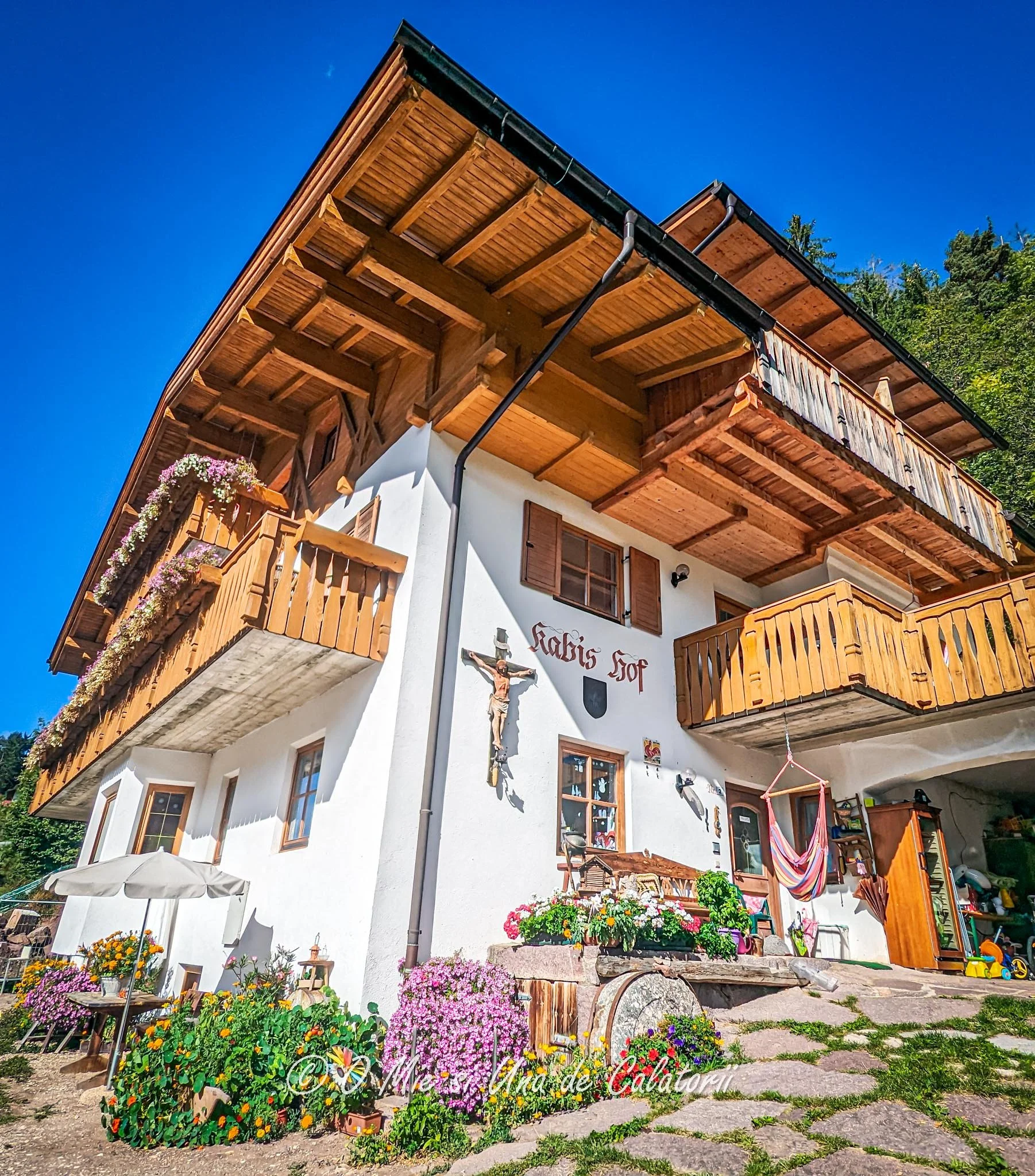 Italia| Vacanta in Dolomiti. Agriturismo Kabishof,  pensiunea cu priveliste la Val di Funes