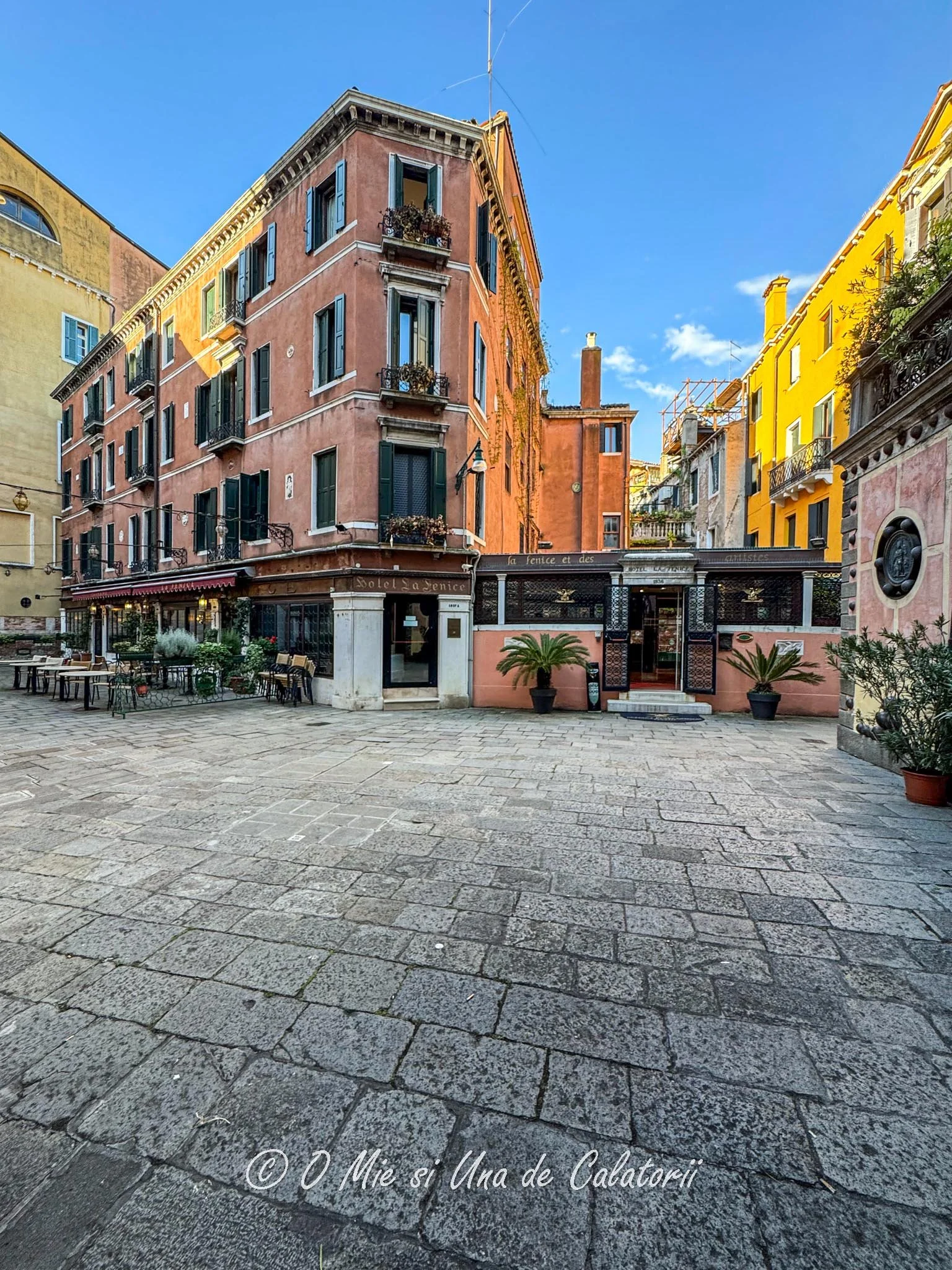 Italia | Venetia - Hotel La Fenice et Des Artistes, un loc autentic, la doar cinci minute de mers pe jos de Piazza San Marco