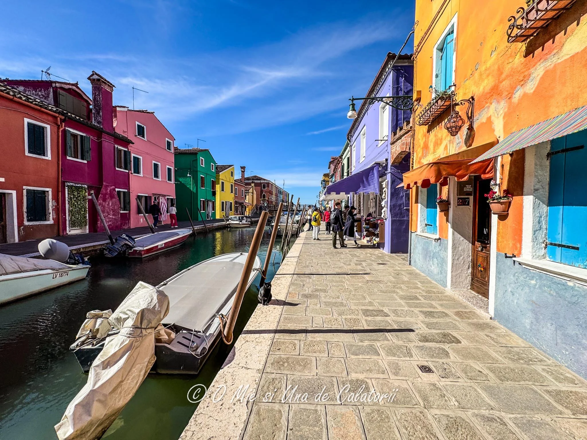 Italia | Burano : o destinatie curcubeu intr-o singura zi