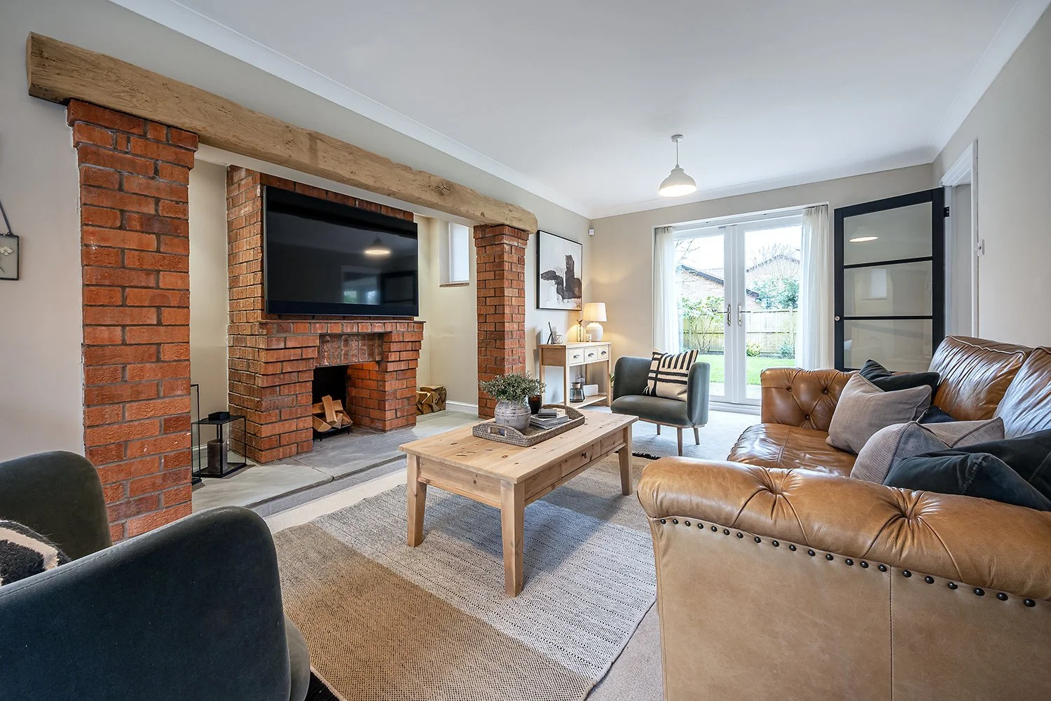 10BltonClsHcklyHthSt5s copy.jpg