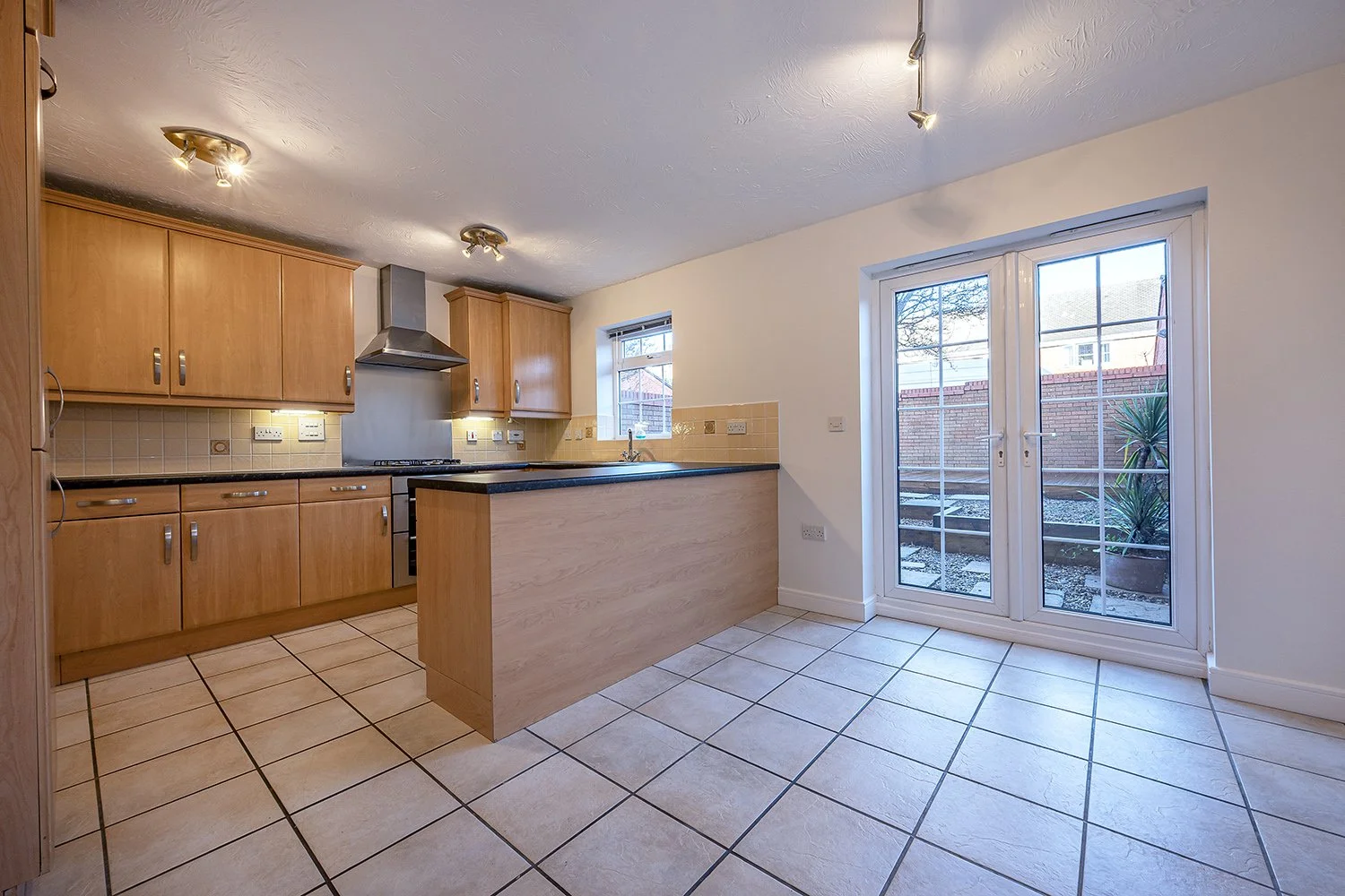 9BundryLnDickHthKt1s copy.jpg