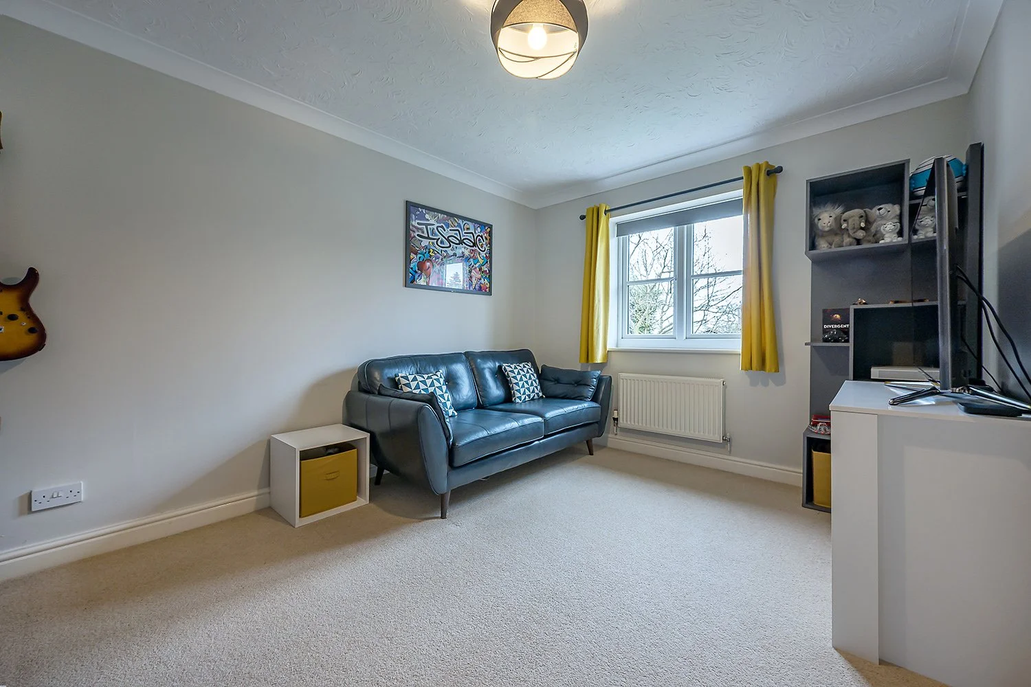 10BltonClsHcklyHthBd31s copy.jpg