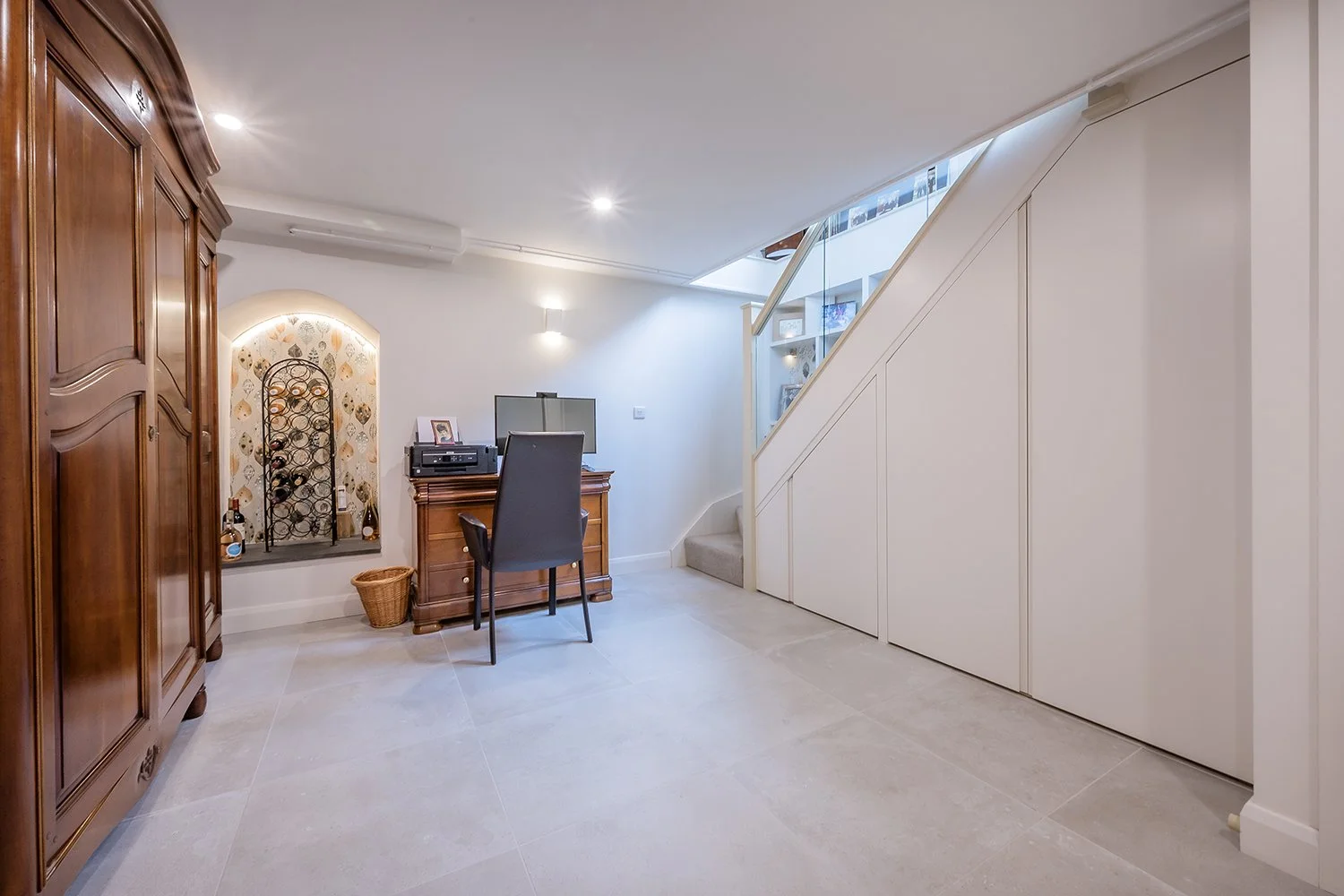 Apt1OltonCrtOlton26Sa1s copy.jpg