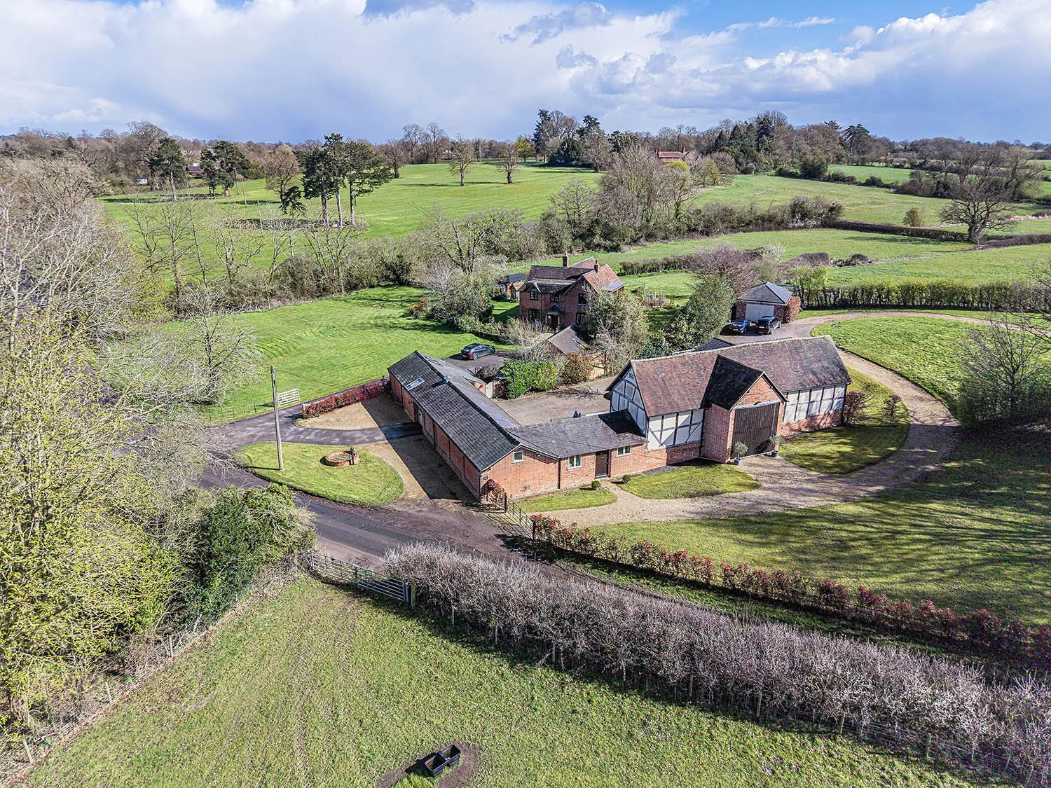 FoxhillGrngBallComnHv4s copy.jpg