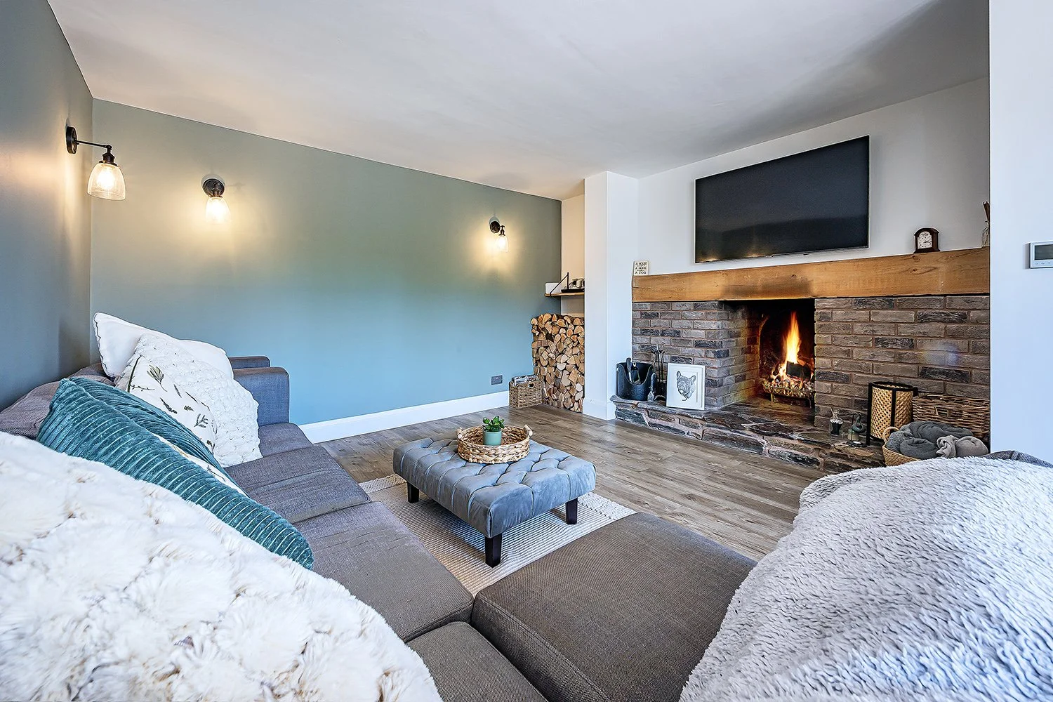 159ErlswdCommErlswdLv1s copy.jpg