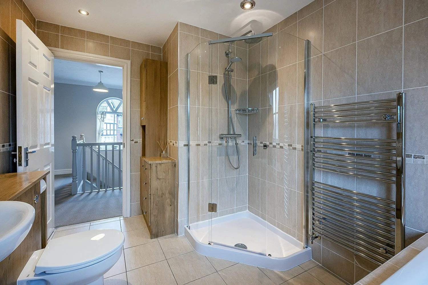 10BltonClsHcklyHthBt4s copy.jpg