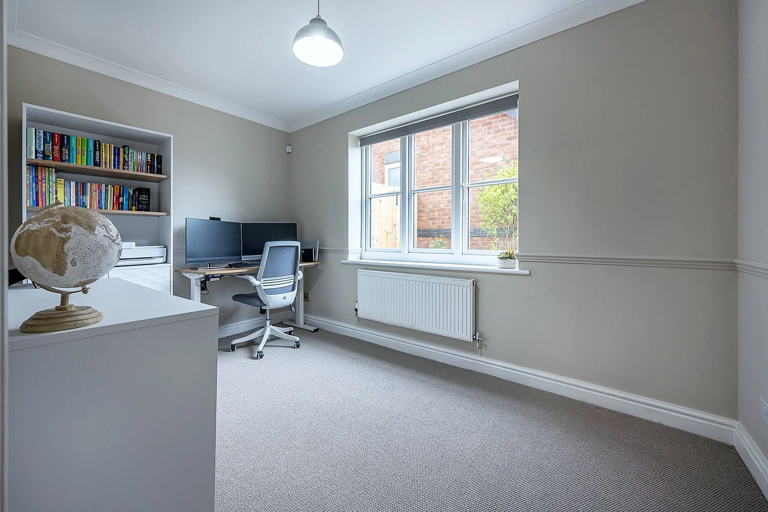 10BltonClsHcklyHthSd1s copy.jpg