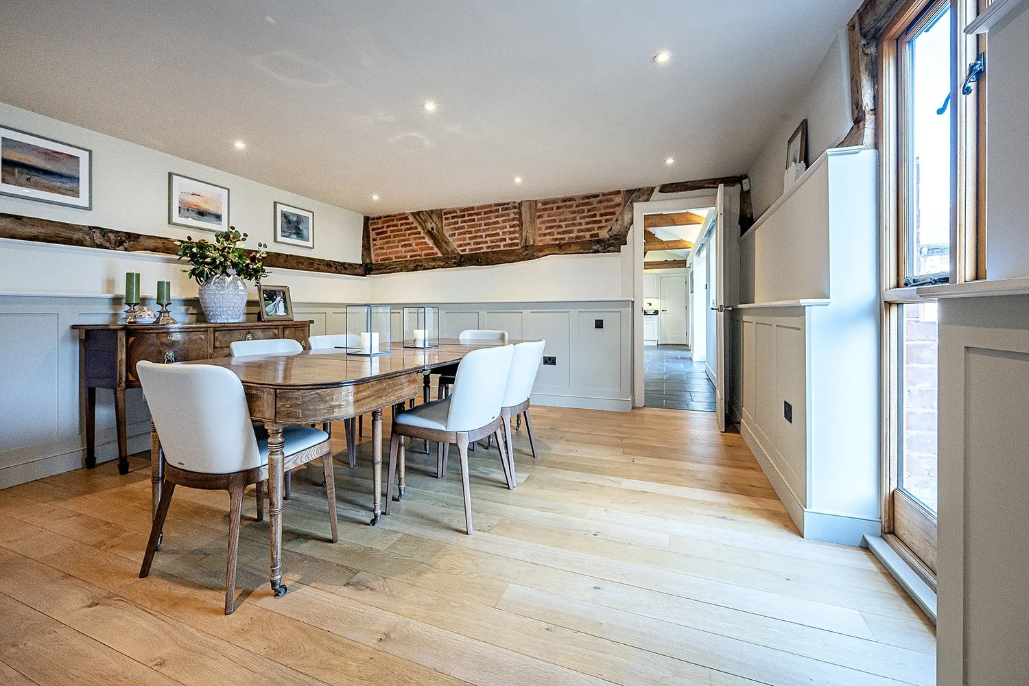 FoxhillGrngBallComnDn1s copy.jpg