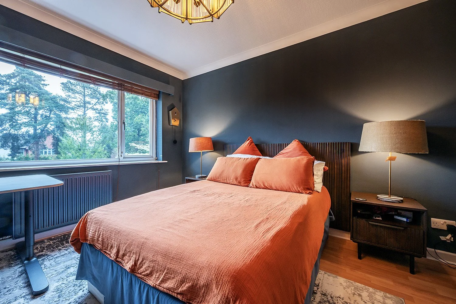 19TheCresHmptnnInArdnBd41s copy.jpg