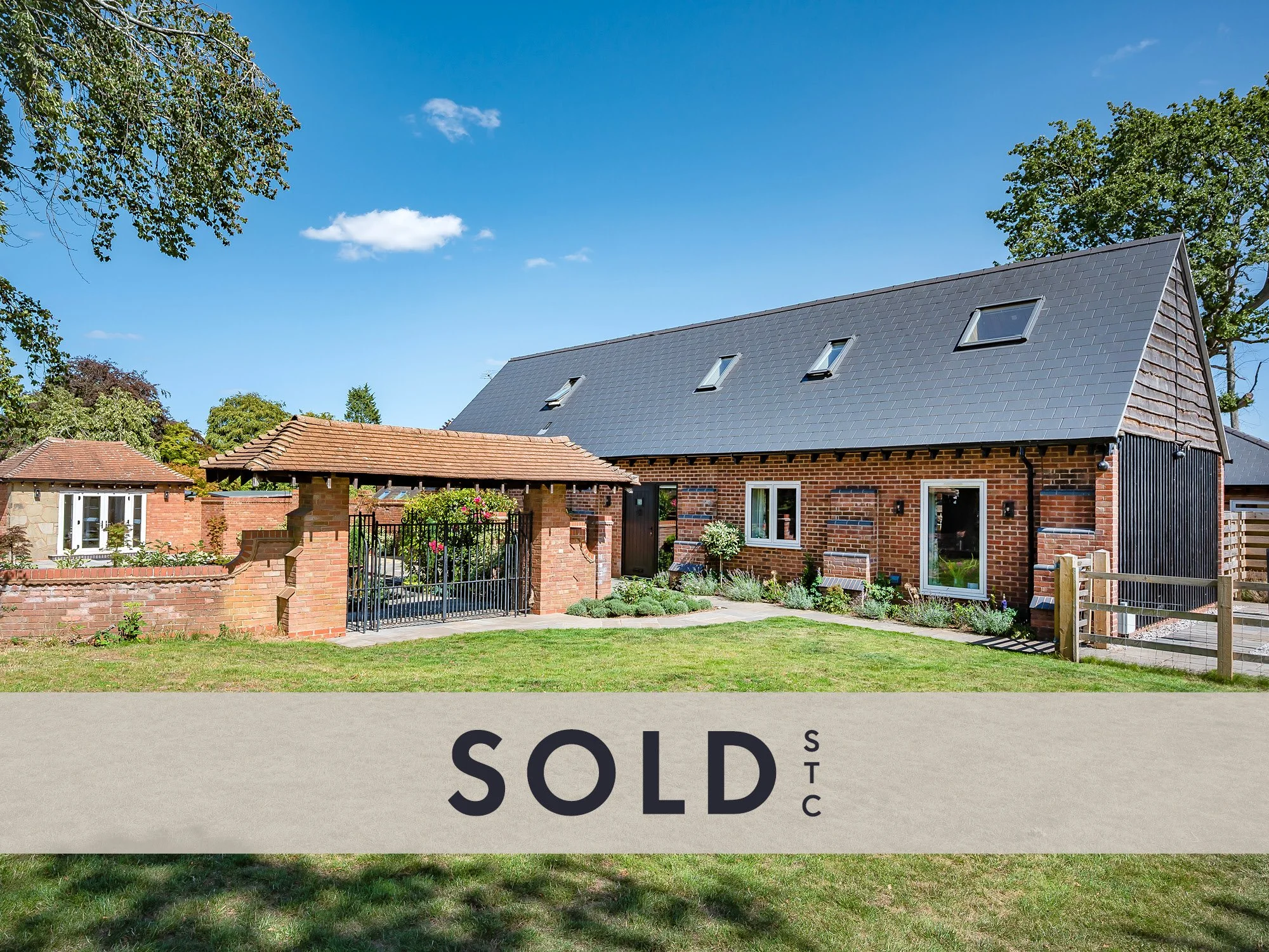 The Paddock Knowle SOLD STC - 2000 x1500px.jpg