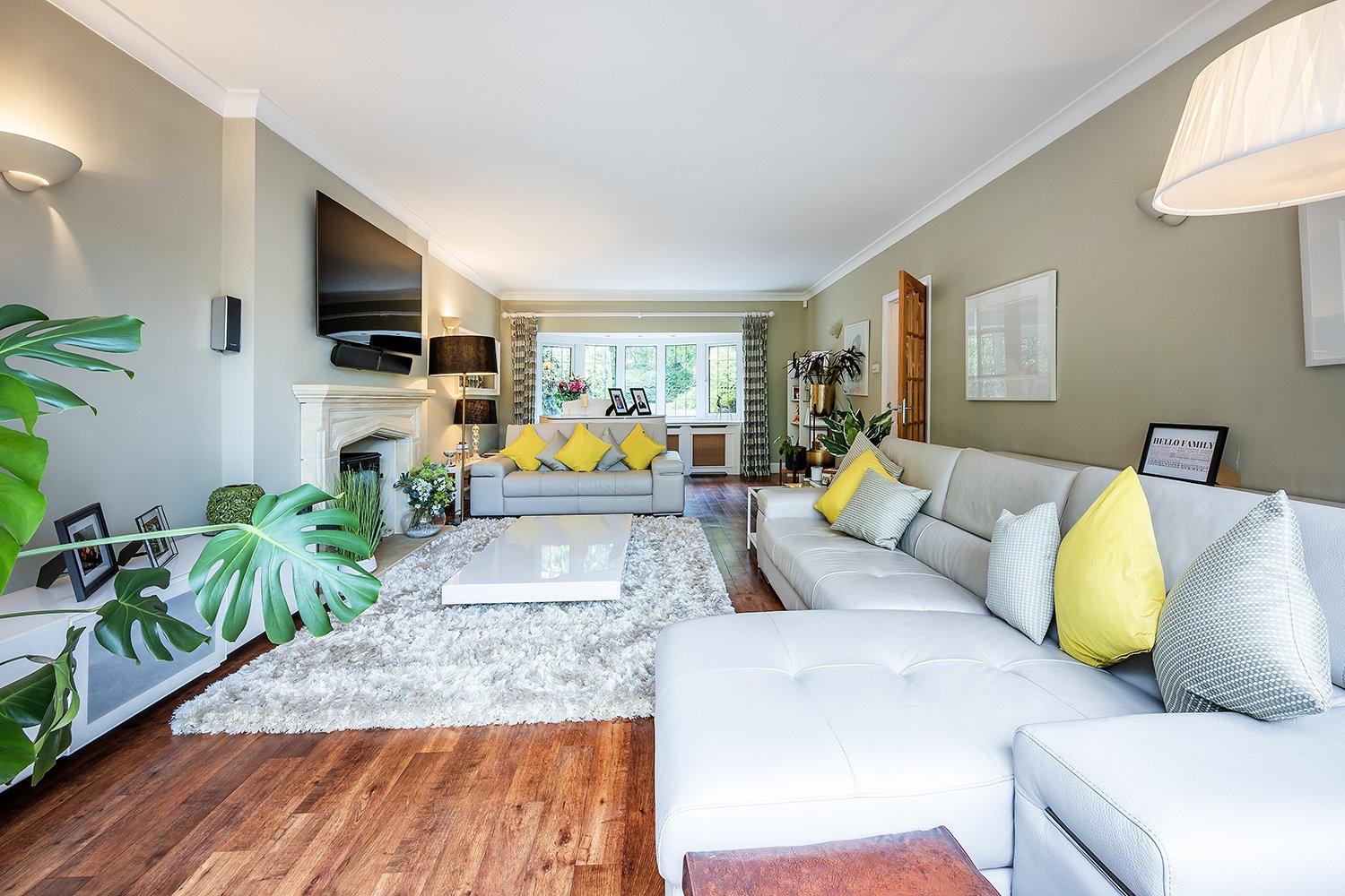 19TheCresHmptnnInArdnLv4s copy.jpg