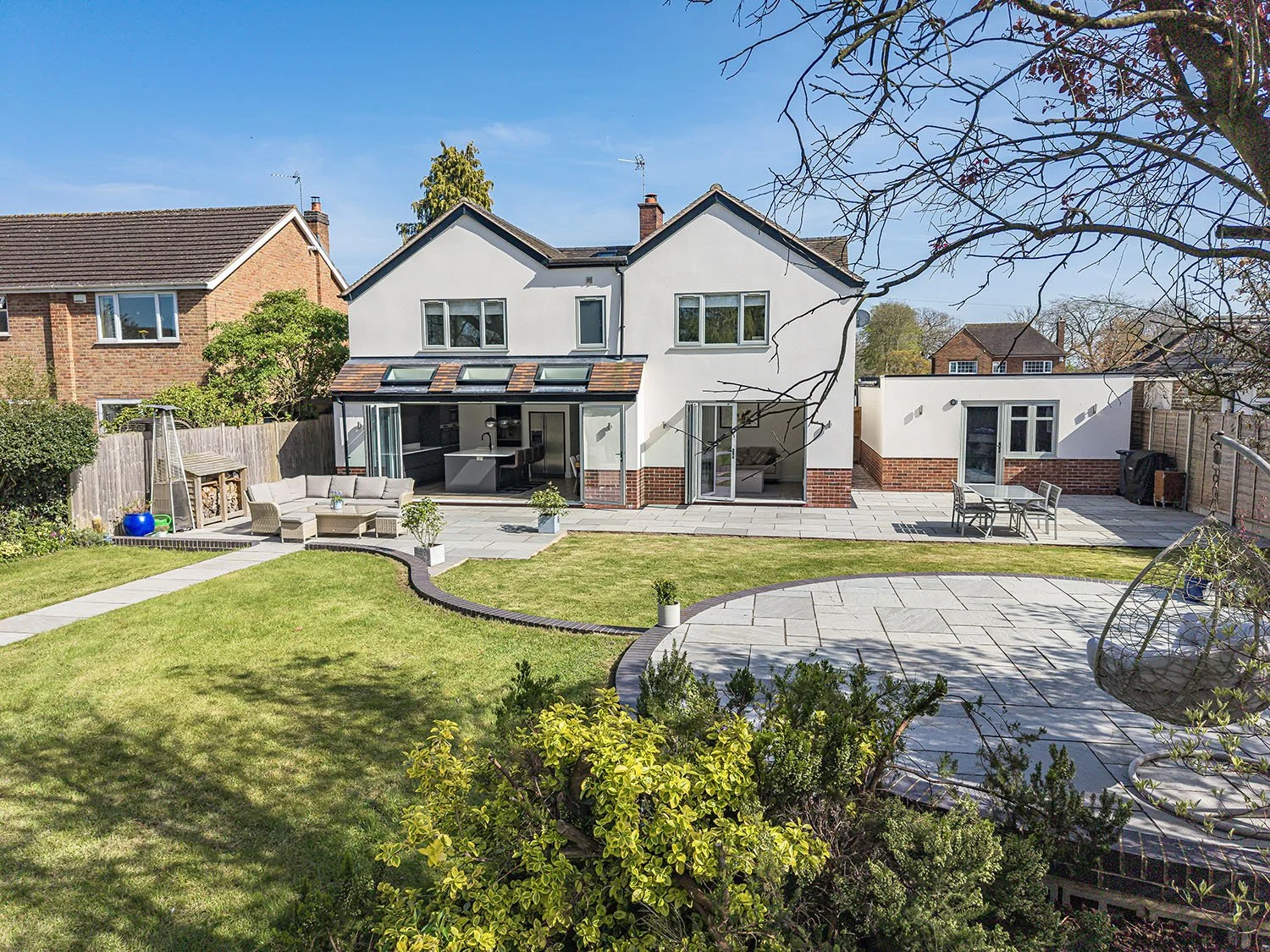 159ErlswdCommErlswdHv9s copy.jpg